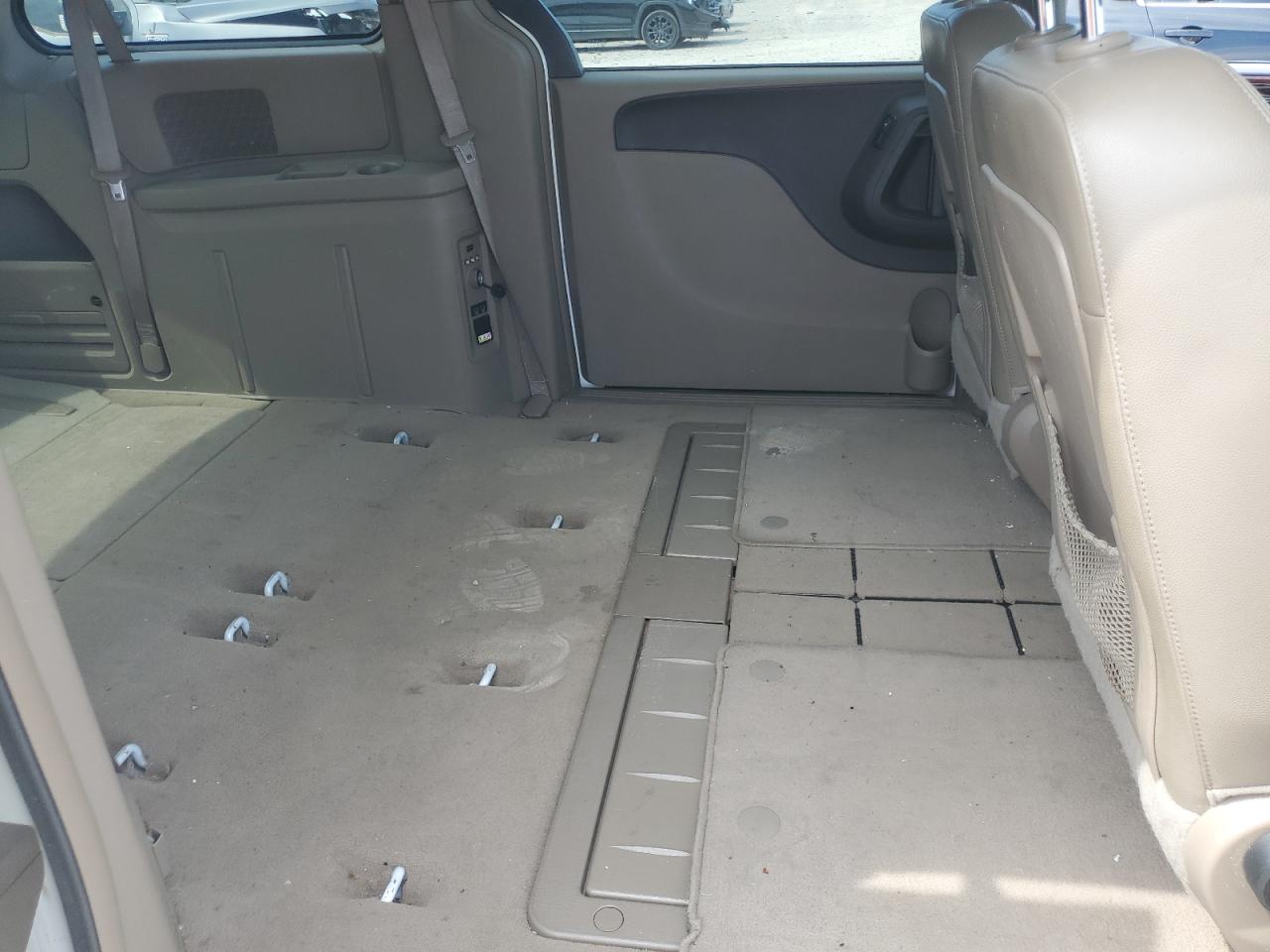 2013 Chrysler Town & Country Touring VIN: 2C4RC1BG3DR713758 Lot: 61994804