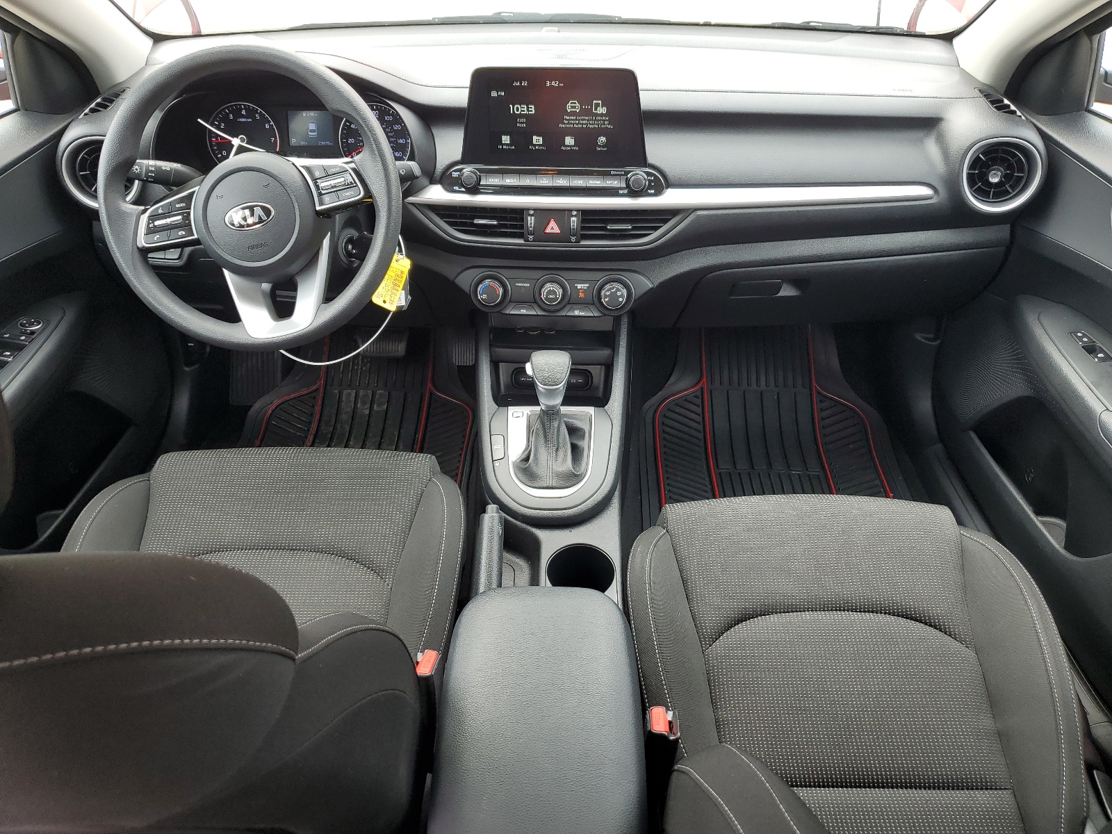 3KPF24AD8ME332732 2021 Kia Forte Fe