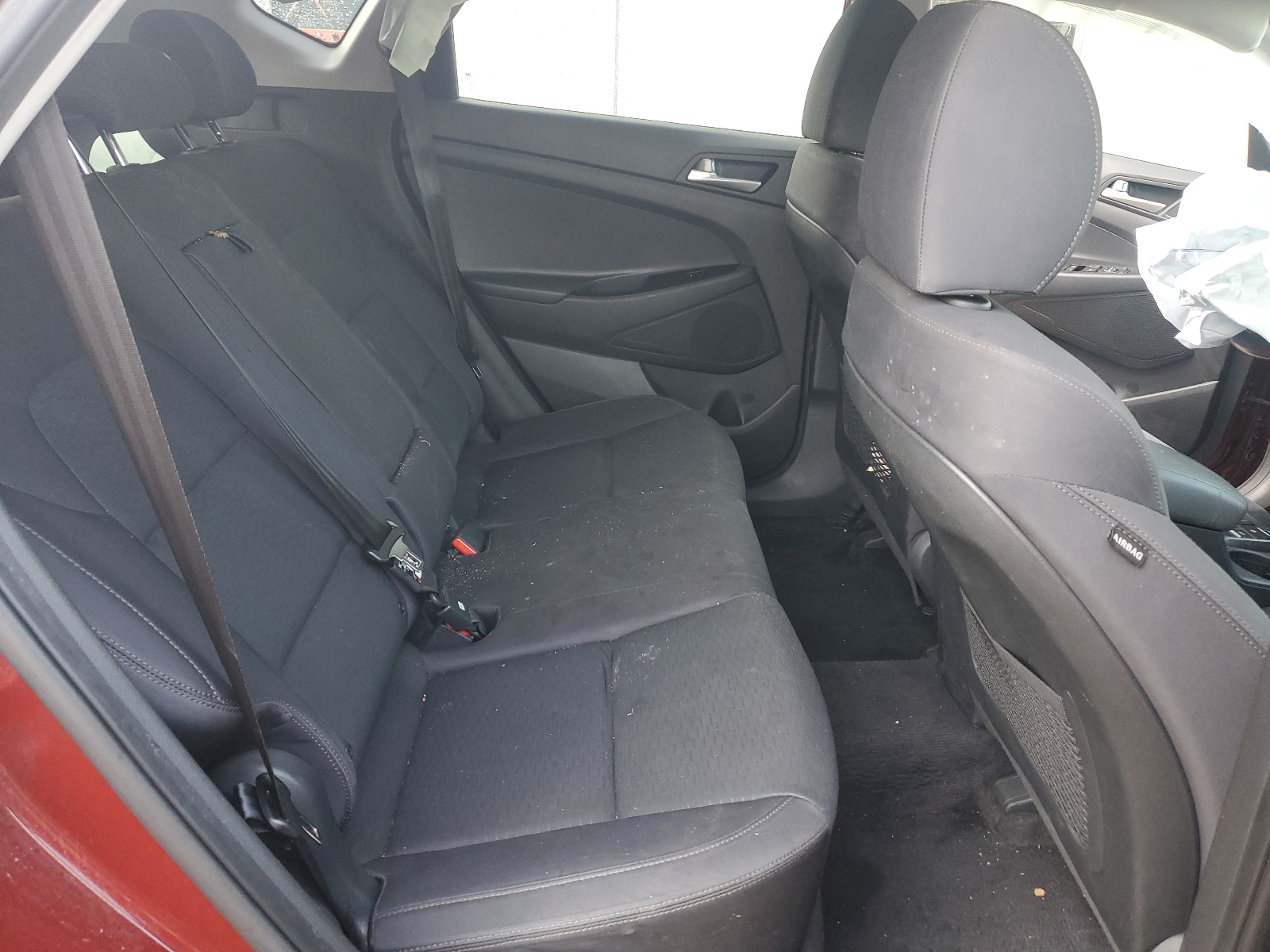 KM8J2CA4XKU914877 2019 Hyundai Tucson Se