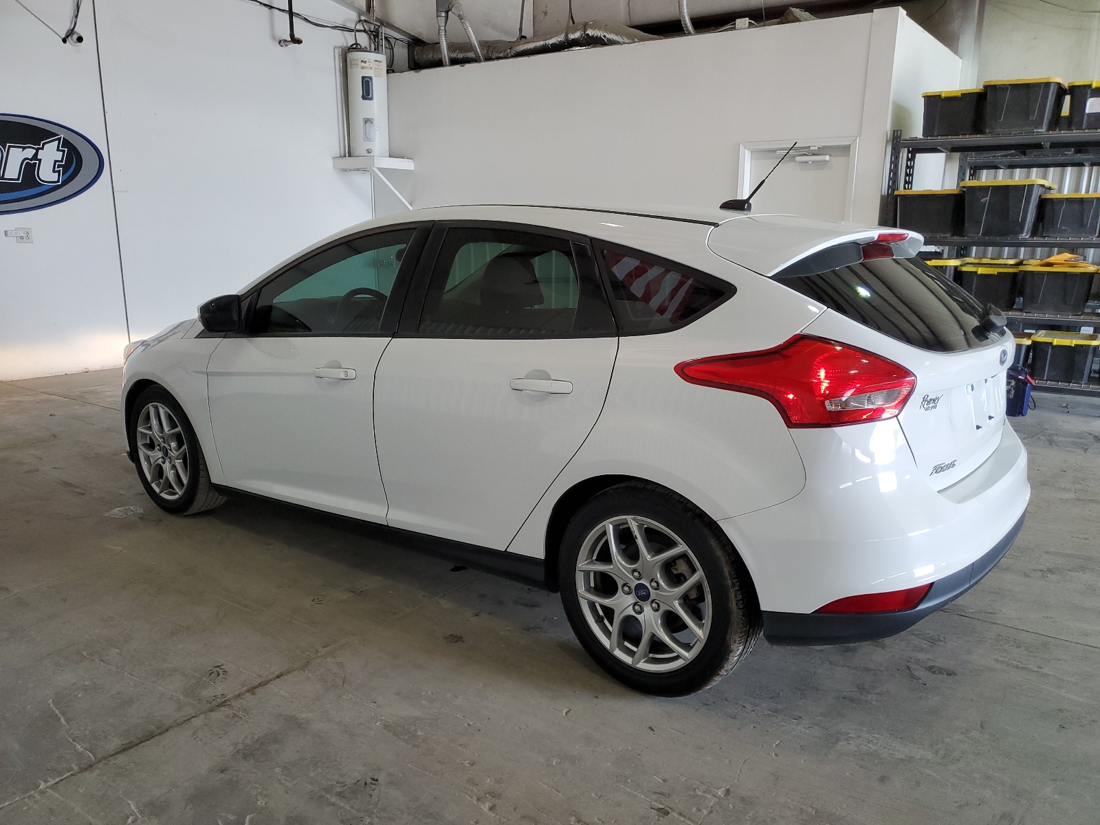 2015 Ford Focus Se vin: 1FADP3K20FL329873