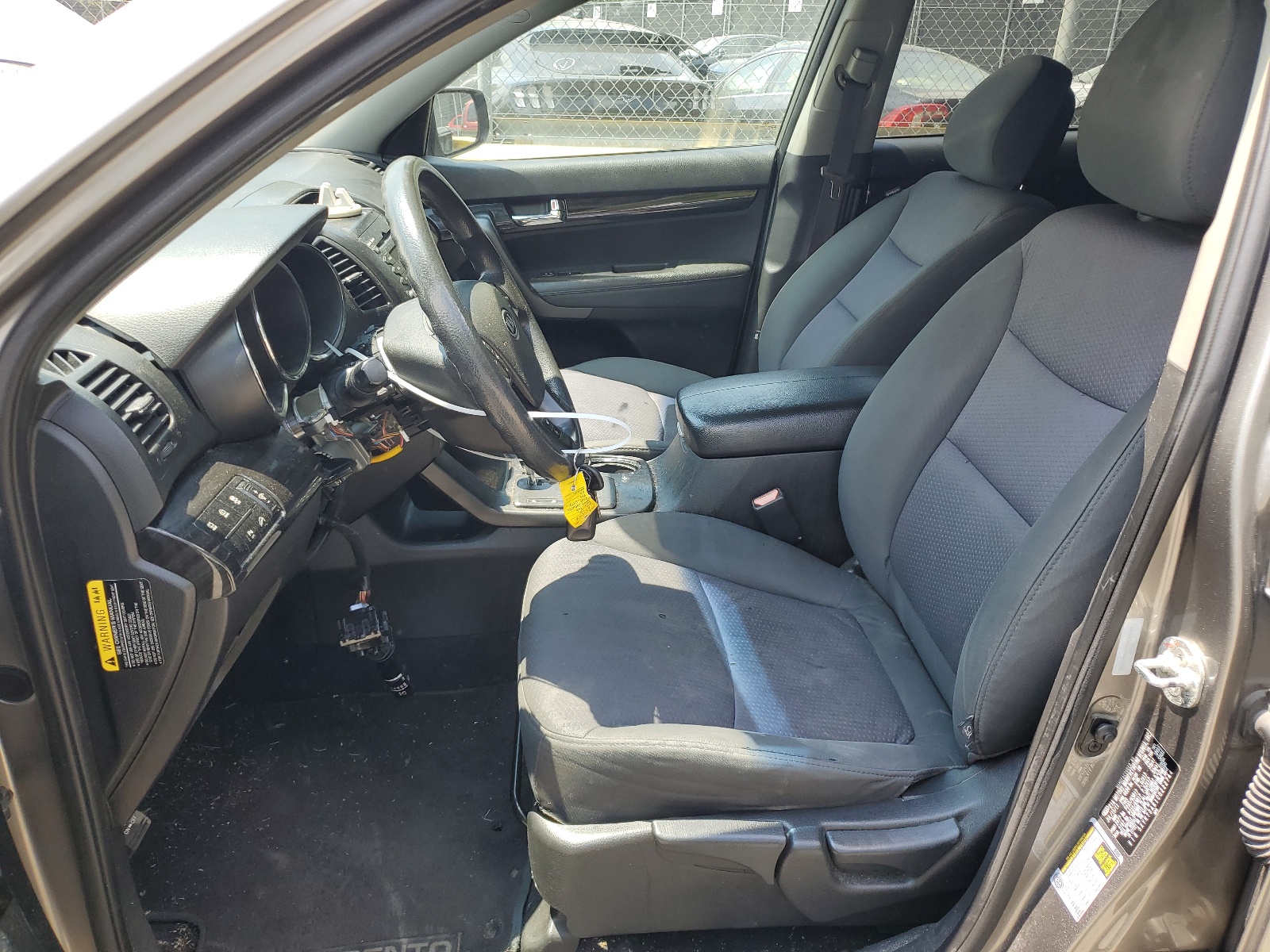 5XYKT3A61CG222744 2012 Kia Sorento Base