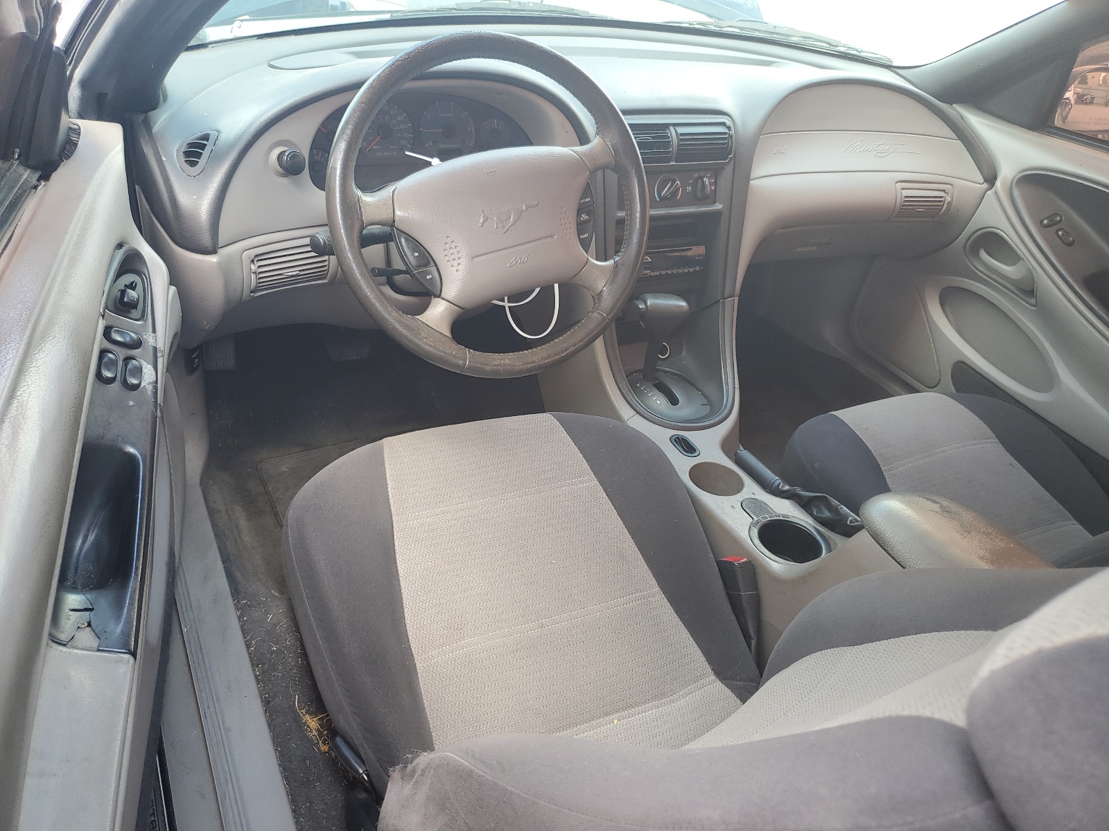 1FAFP40421F152575 2001 Ford Mustang