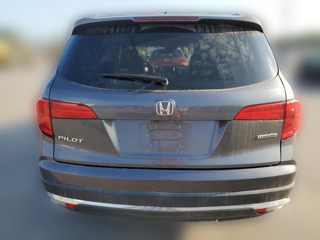 2017 Honda Pilot Touring VIN: 5FNYF5H94HB015812 Lot: 64222874