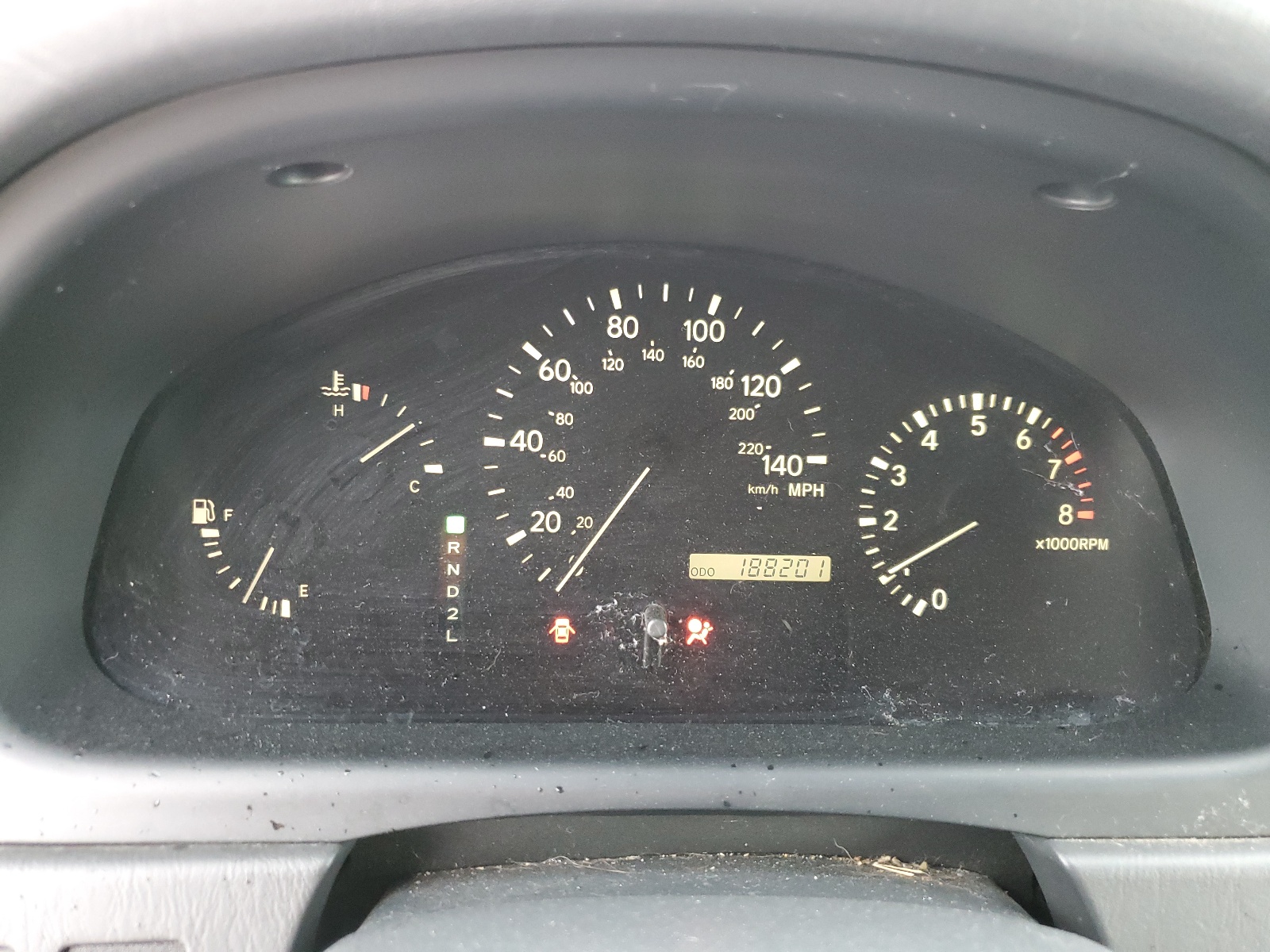 JT6HF10U0Y0105778 2000 Lexus Rx 300