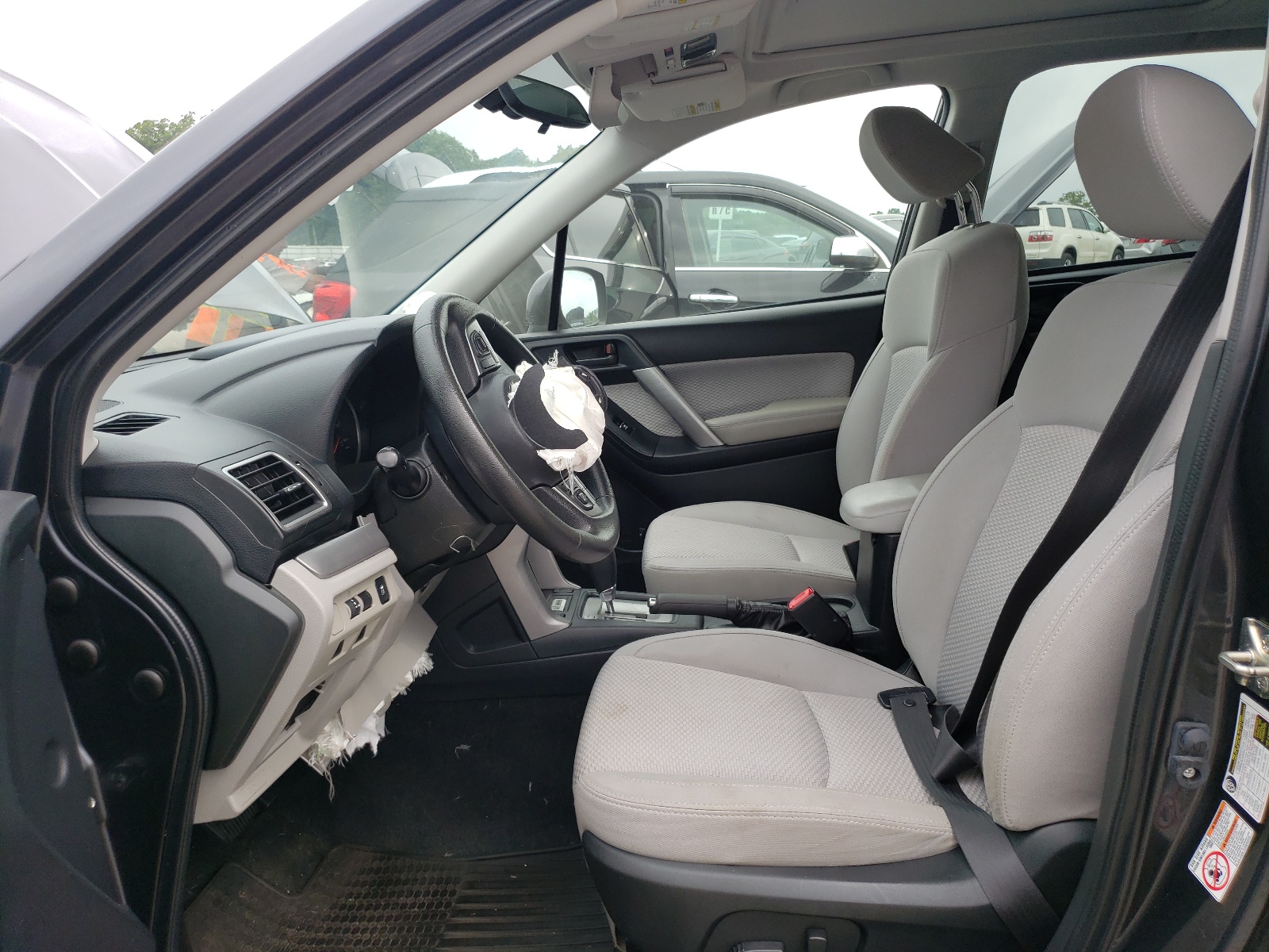JF2SJAEC8HH806598 2017 Subaru Forester 2.5I Premium