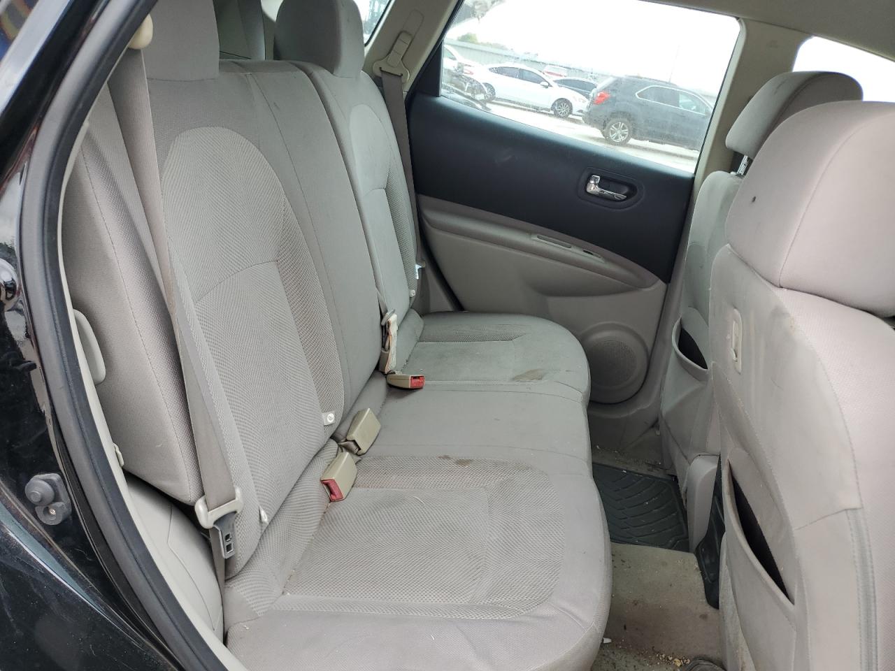 2011 Nissan Rogue S VIN: JN8AS5MT2BW575656 Lot: 64984624