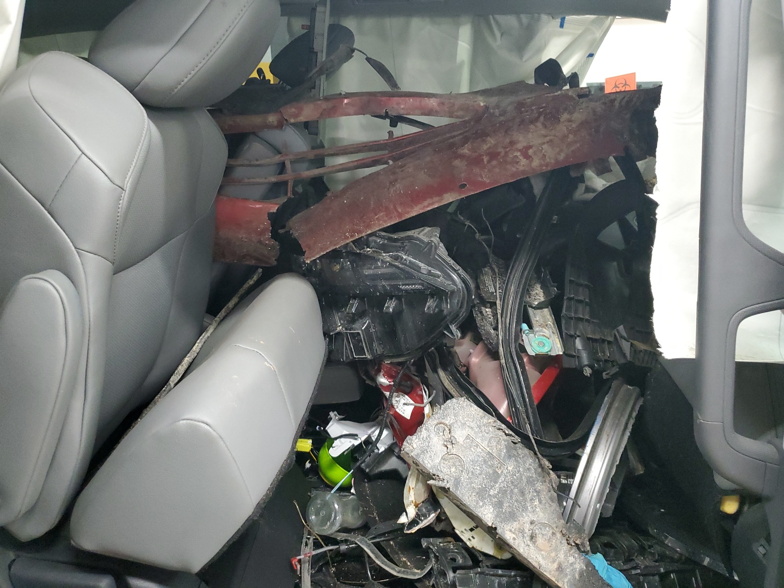 2023 Toyota Sienna Xle vin: 5TDYRKEC8PS159718