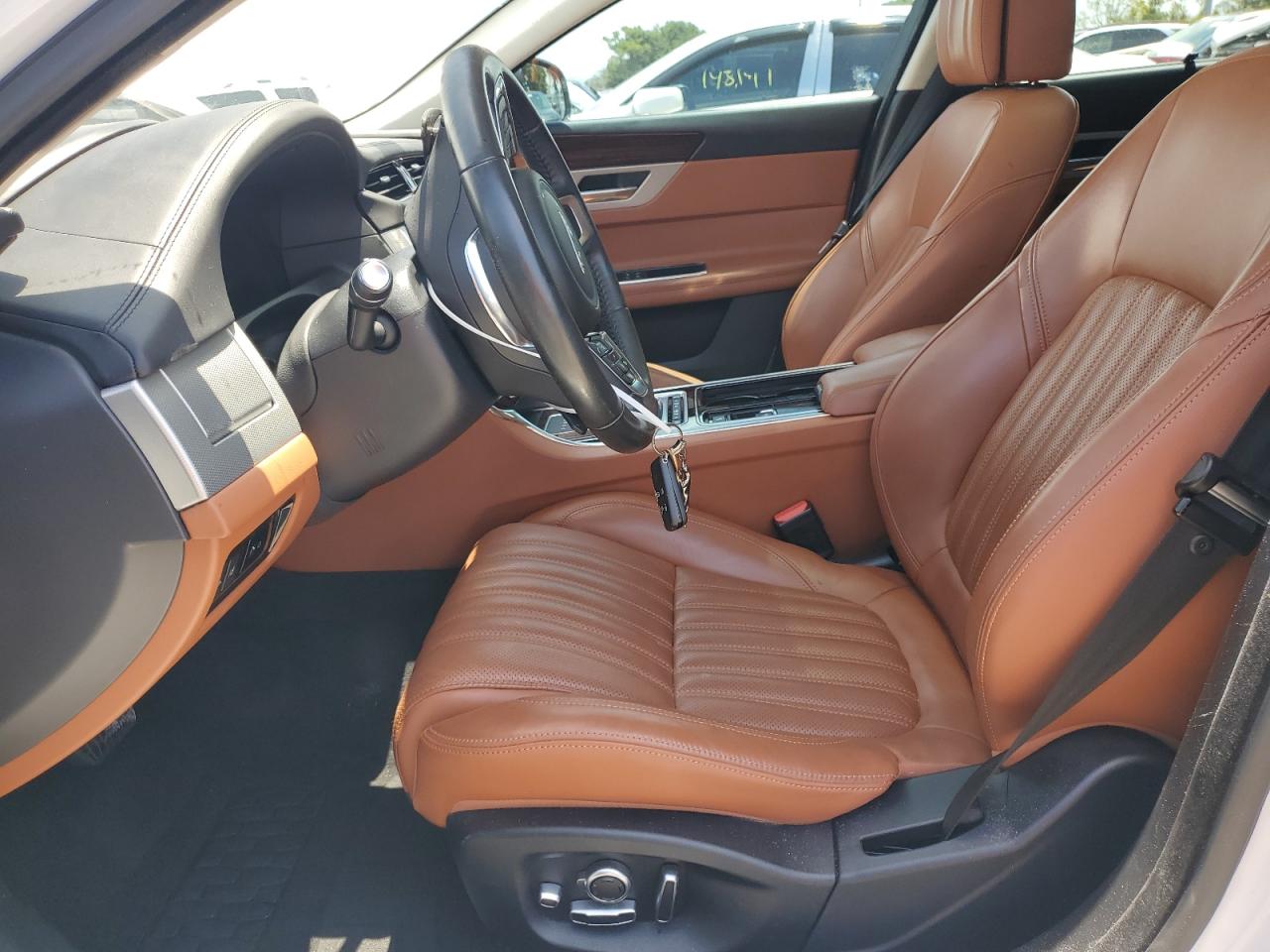 2018 Jaguar Xf Portfolio Le VIN: SAJBN4EV9JCY53925 Lot: 64157684