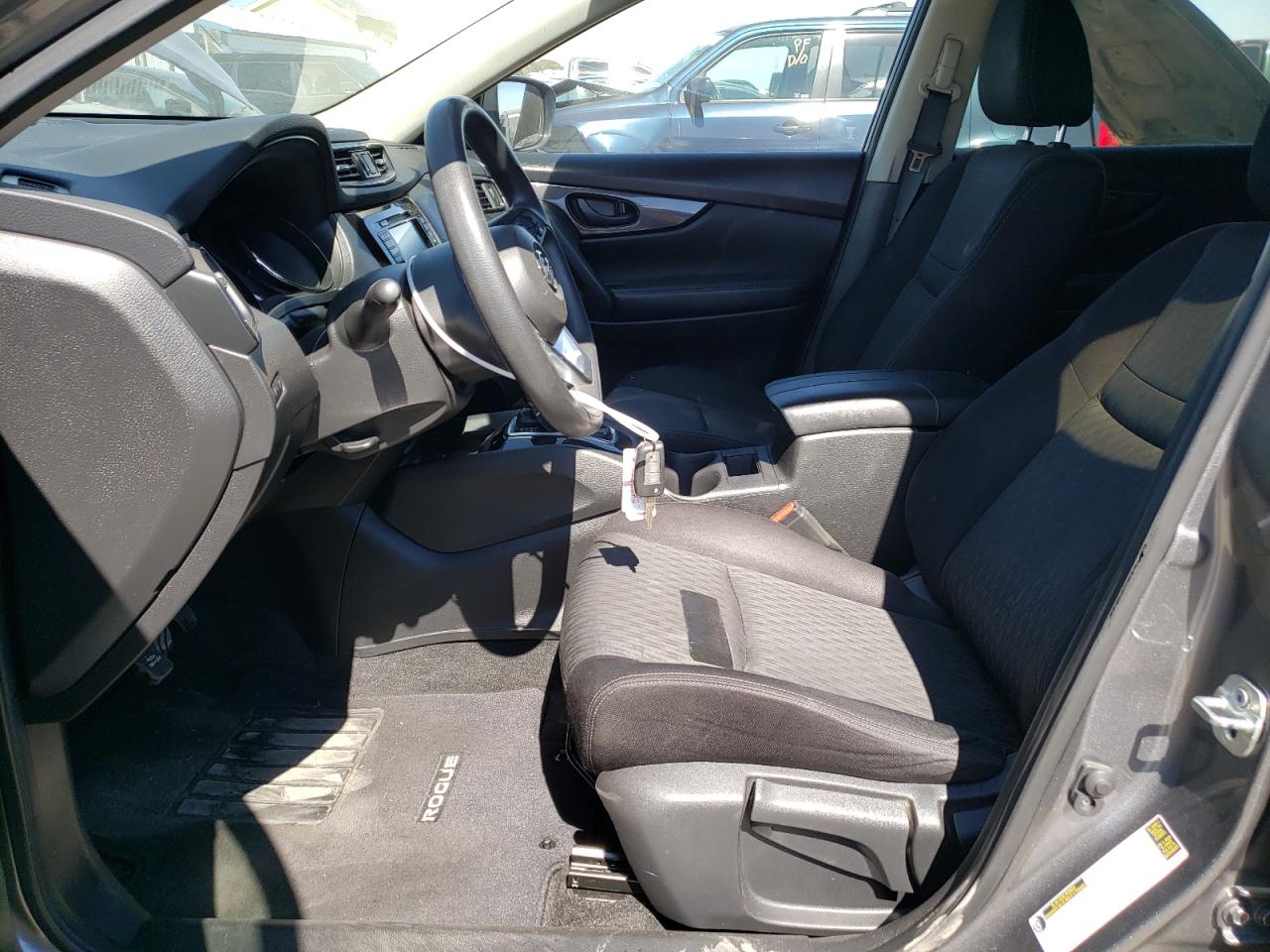 2019 Nissan Rogue S VIN: JN8AT2MT1KW504119 Lot: 64050404