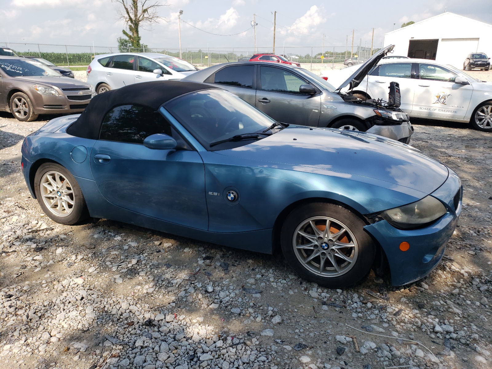 4USBT33515LR70982 2005 BMW Z4 2.5