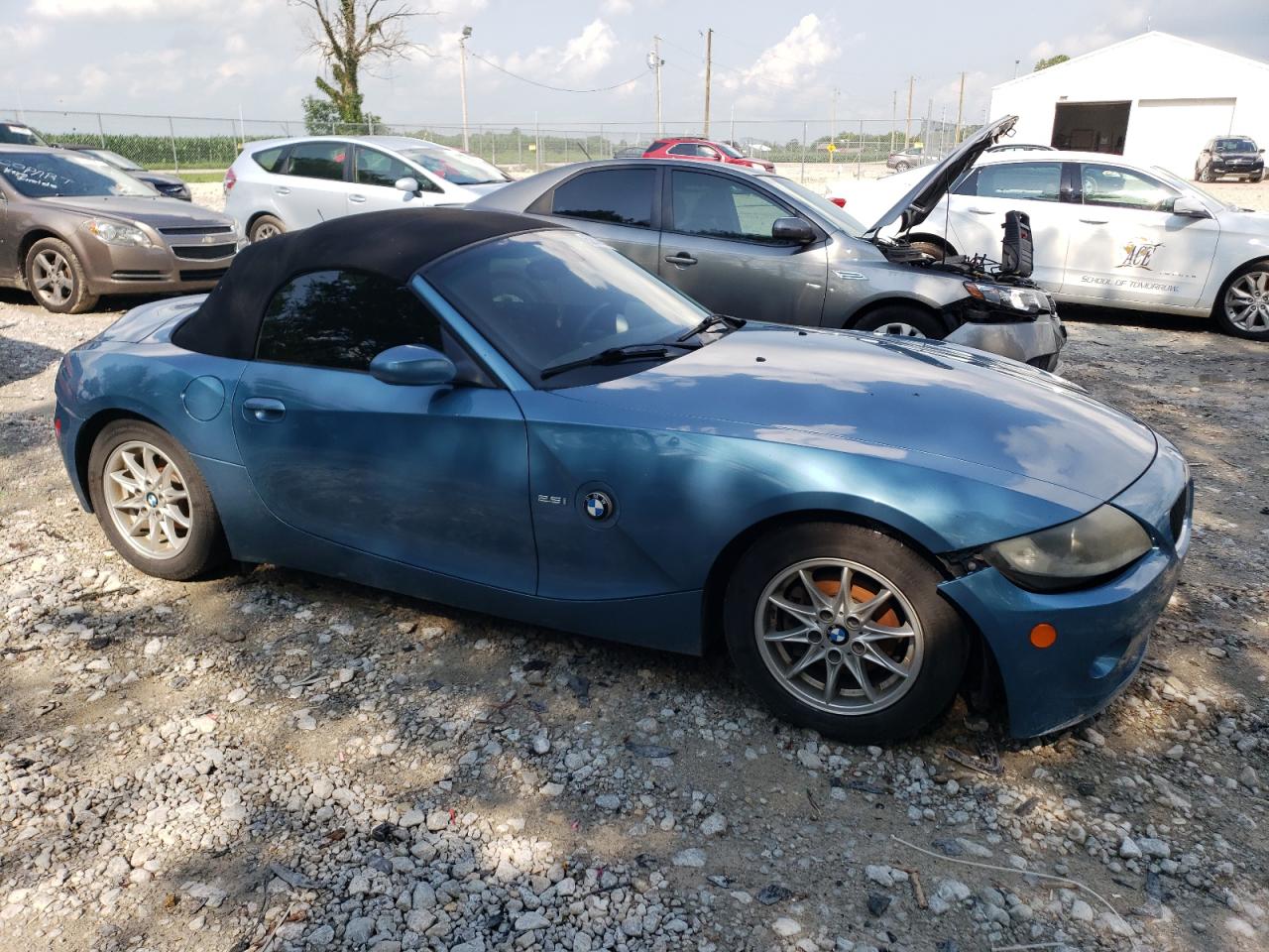 2005 BMW Z4 2.5 VIN: 4USBT33515LR70982 Lot: 62636554