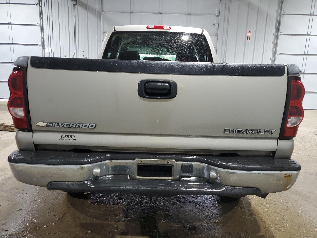 2004 Chevrolet Silverado K2500 Heavy Duty VIN: 1GCHK23U24F159435 Lot: 64985234