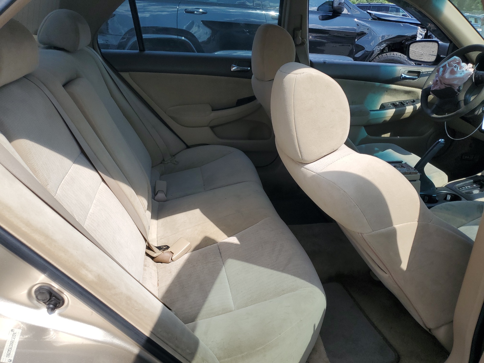 1HGCM563X4A152224 2004 Honda Accord Lx