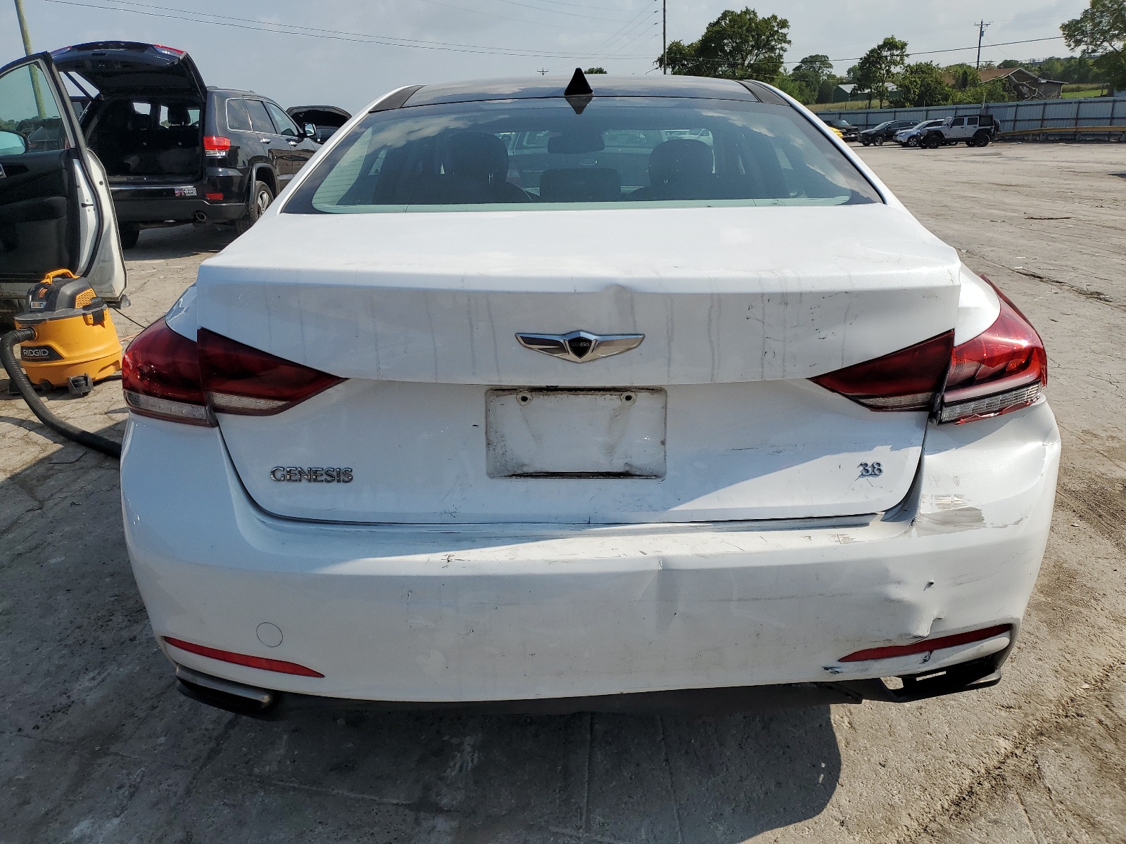 KMHGN4JEXGU142808 2016 Hyundai Genesis 3.8L