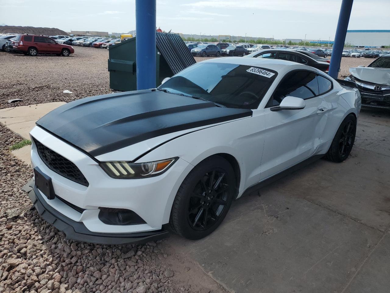 1FA6P8AM2F5415537 2015 FORD MUSTANG - Image 1