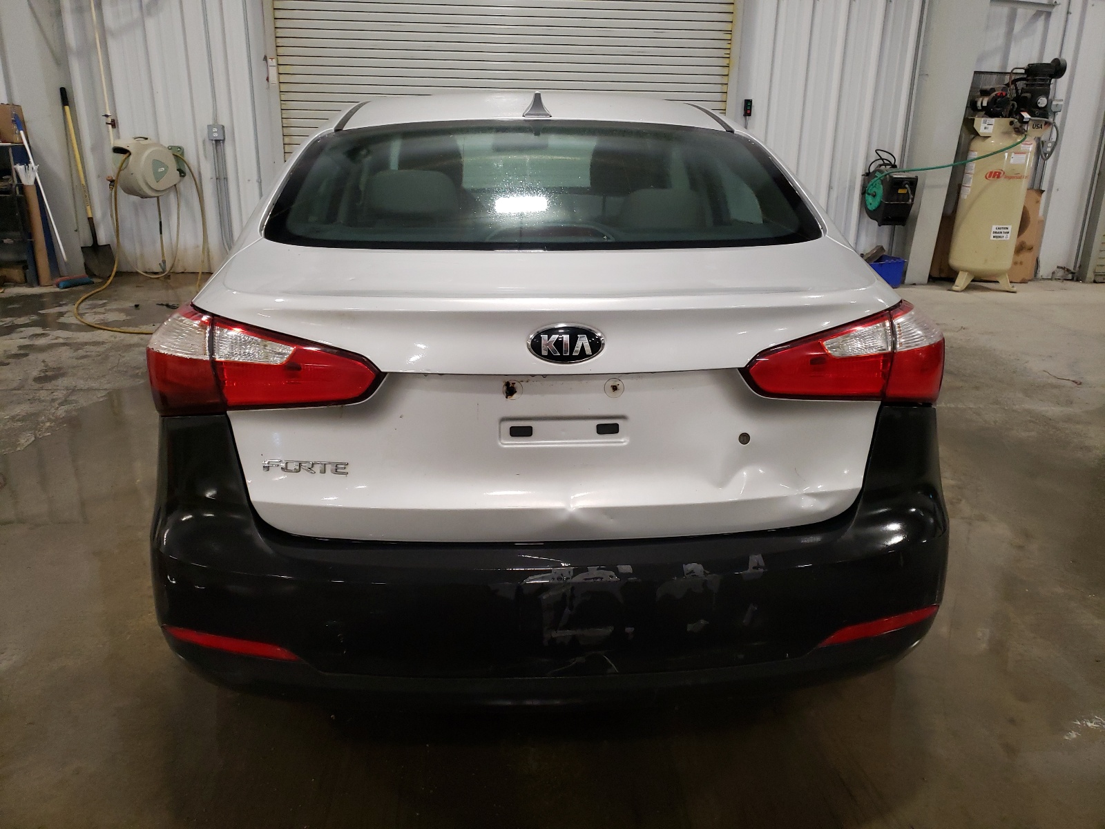 2015 Kia Forte Lx vin: KNAFK4A63F5428572