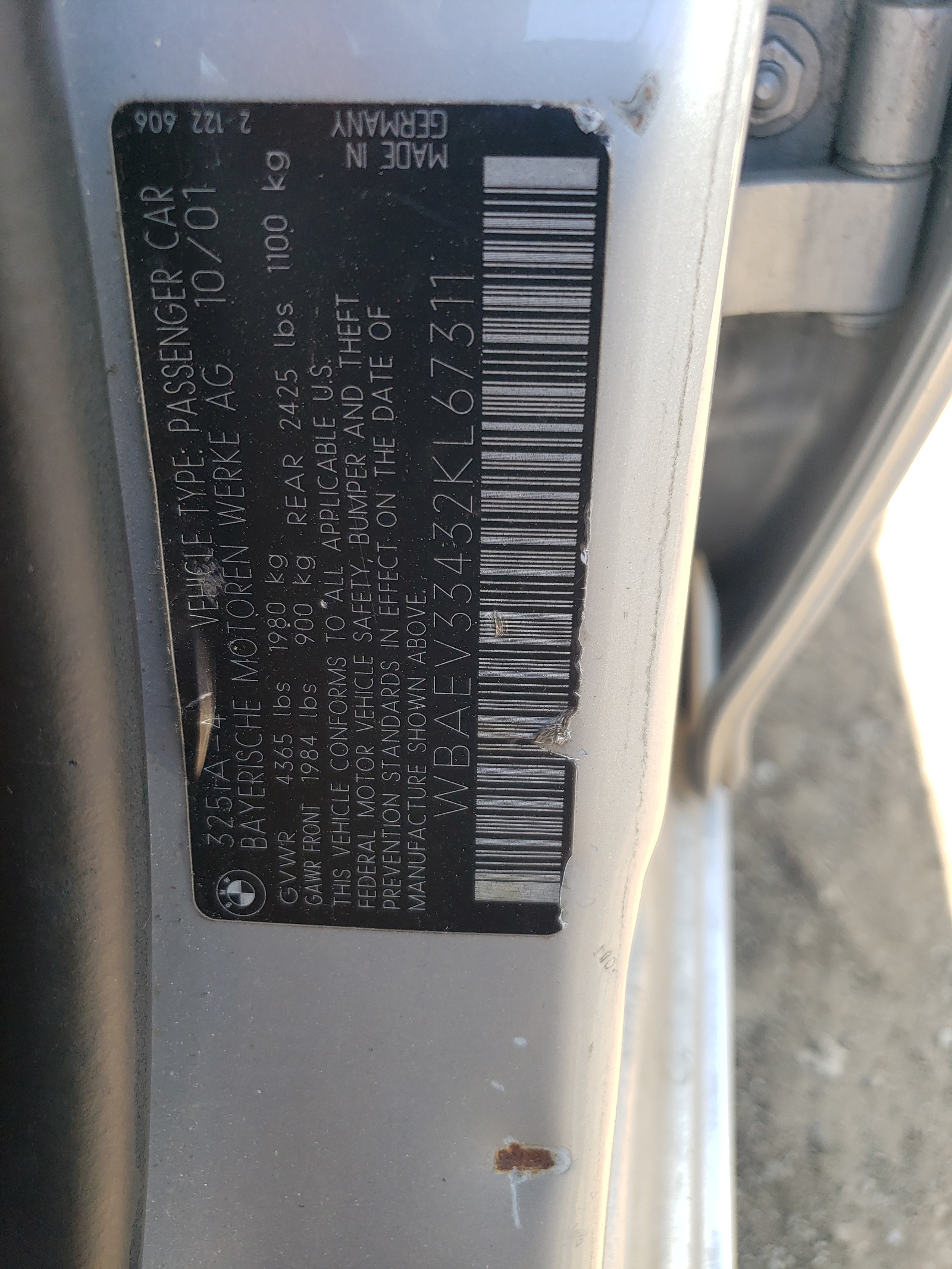 WBAEV33432KL67311 2002 BMW 325 I