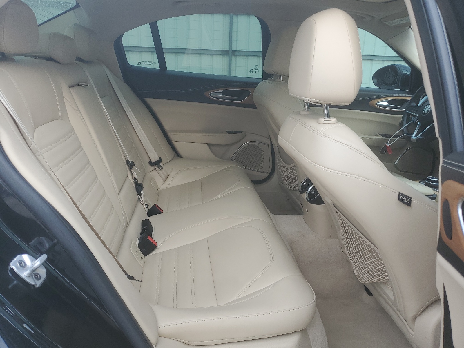 ZARFAECN2J7565859 2018 Alfa Romeo Giulia Ti