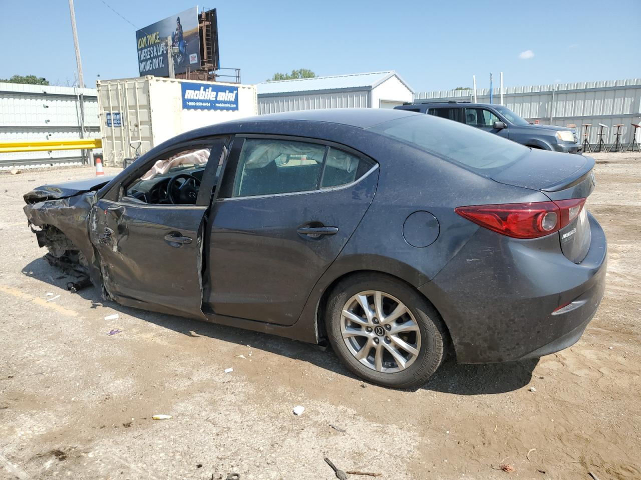 3MZBM1V76FM203681 2015 MAZDA 3 - Image 2