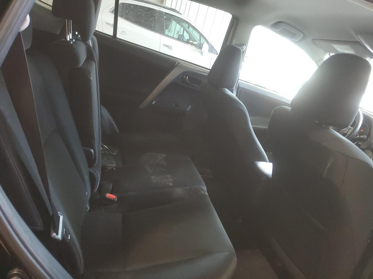 2016 Toyota Rav4 Le VIN: 2T3BFREV5GW495379 Lot: 63611094