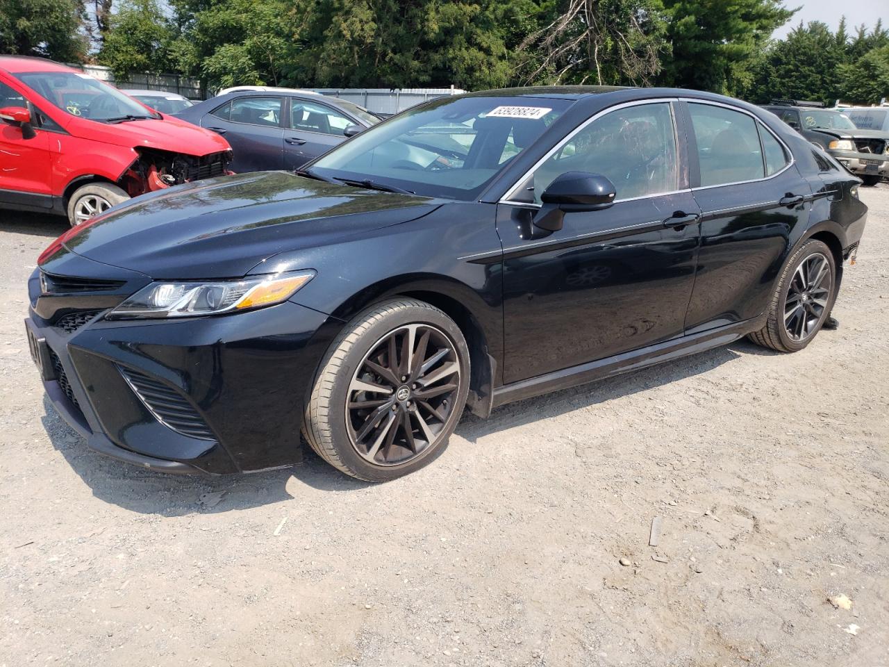 4T1B11HK1JU153302 2018 TOYOTA CAMRY - Image 1