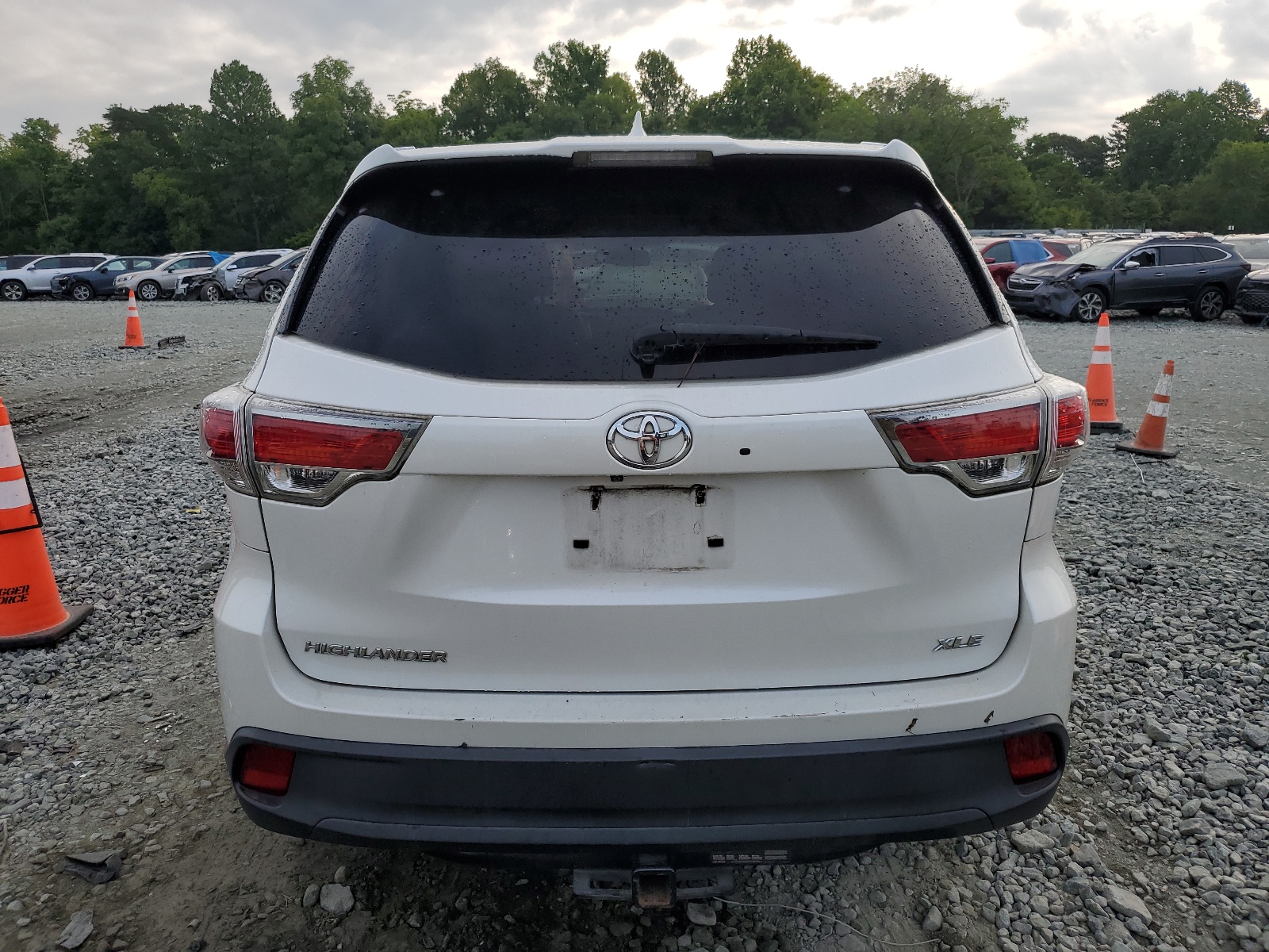 5TDKKRFH3FS075205 2015 Toyota Highlander Xle