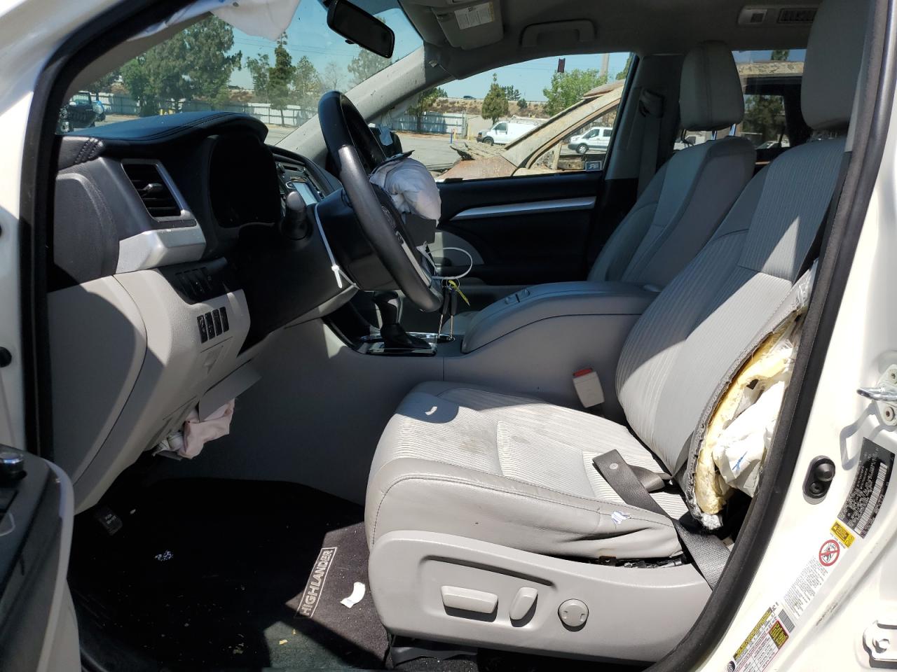 2014 Toyota Highlander Le VIN: 5TDZKRFH2ES034898 Lot: 61352254