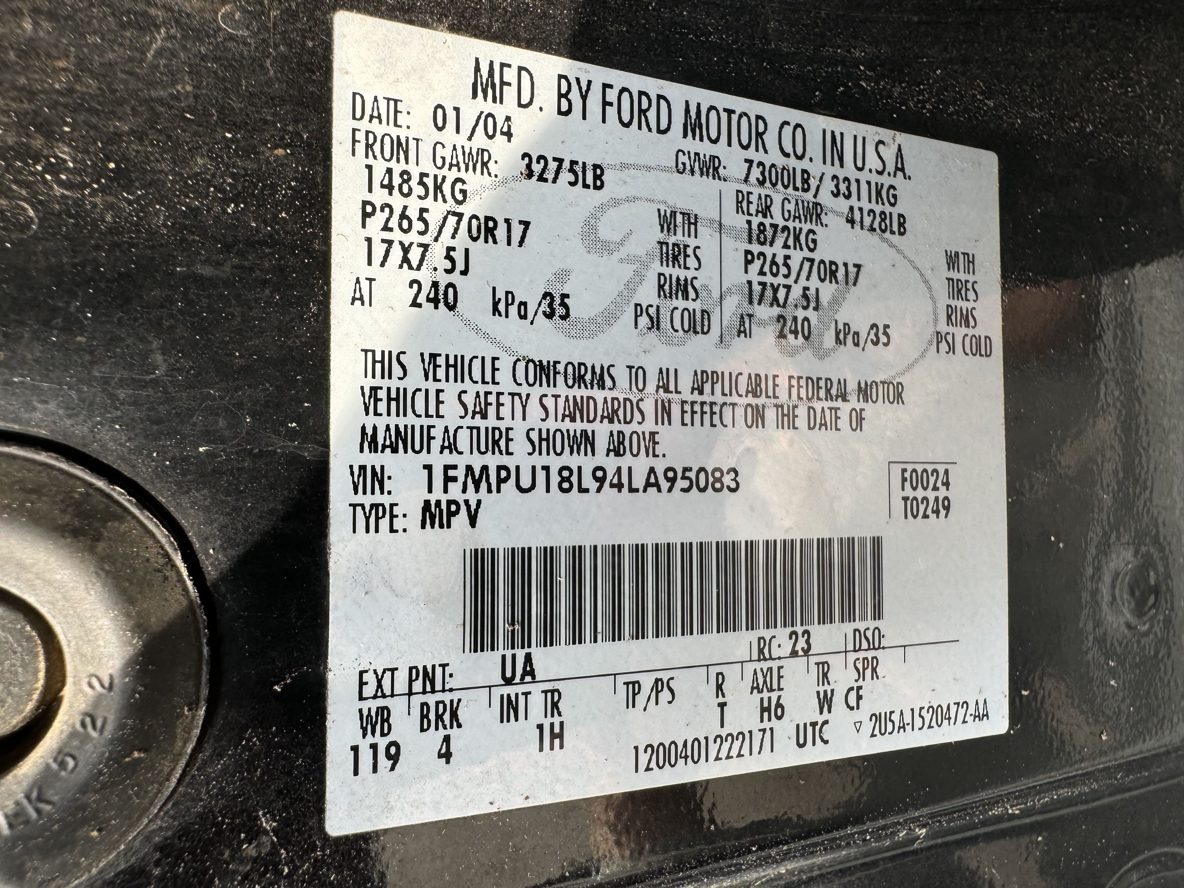 1FMPU18L94LA95083 2004 Ford Expedition Eddie Bauer