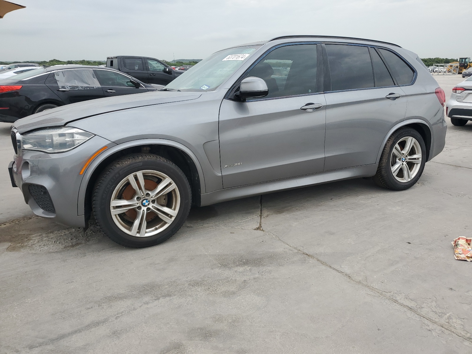 2016 BMW X5 xDrive35I vin: 5UXKR0C55G0S87480