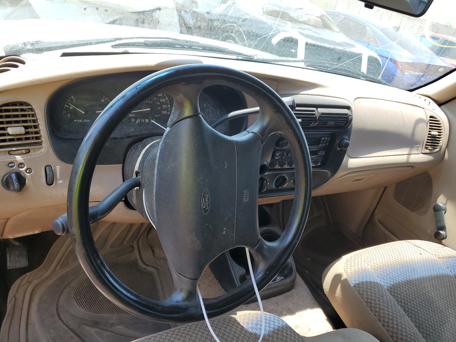 1FTYR10C1WUA74909 1998 Ford Ranger