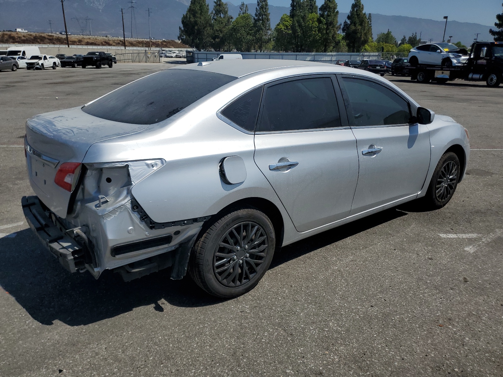 2015 Nissan Sentra S vin: 3N1AB7AP1FY262646