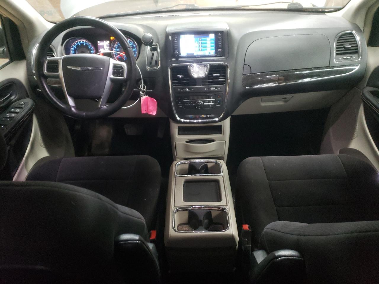 2011 Chrysler Town & Country Touring VIN: 2A4RR5DG9BR694885 Lot: 64956404