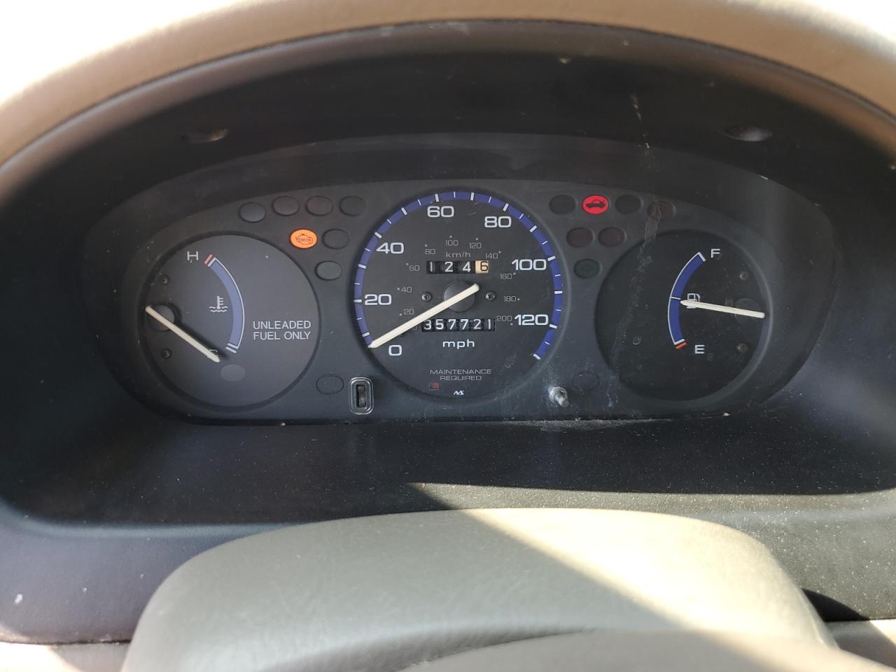 1998 Honda Civic Dx VIN: 2HGEJ6523WH530677 Lot: 60392904