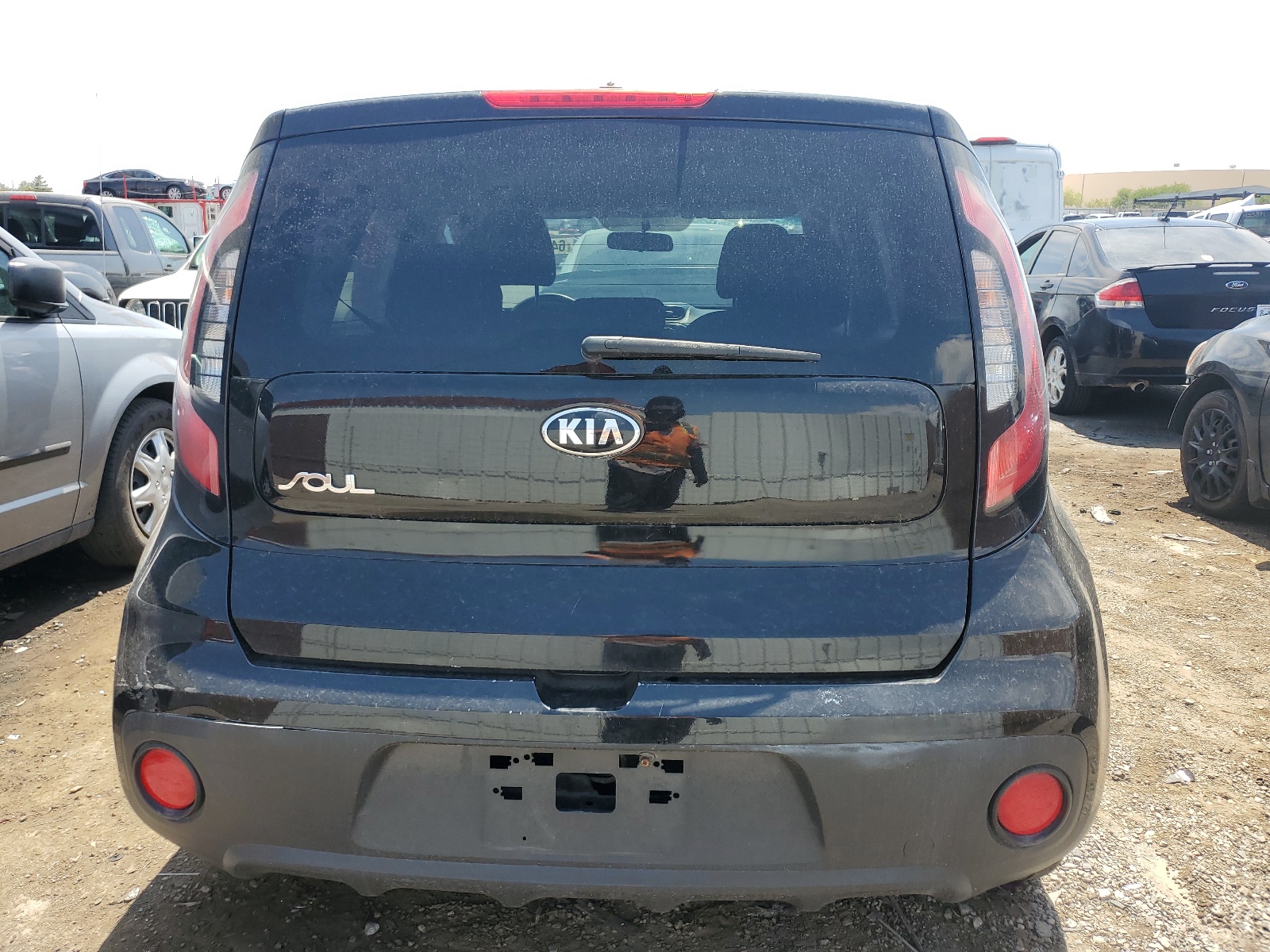 2018 Kia Soul vin: KNDJN2A28J7546877