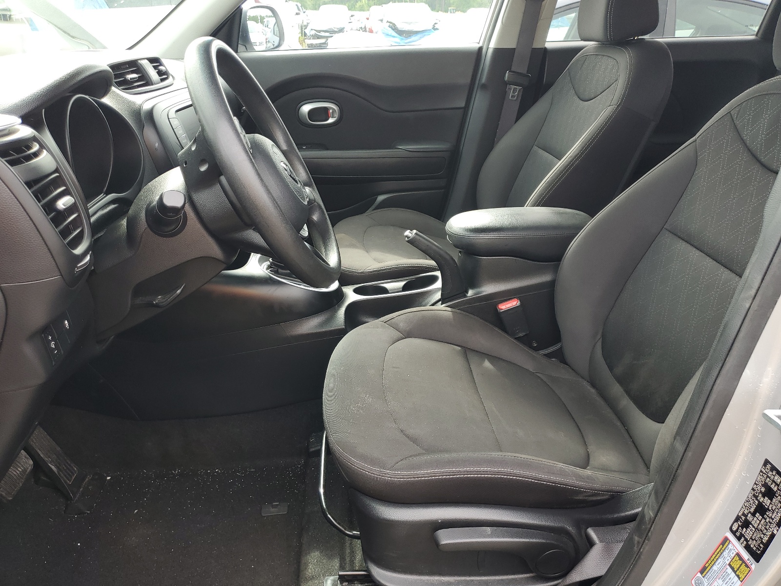 KNDJN2A20J7593403 2018 Kia Soul