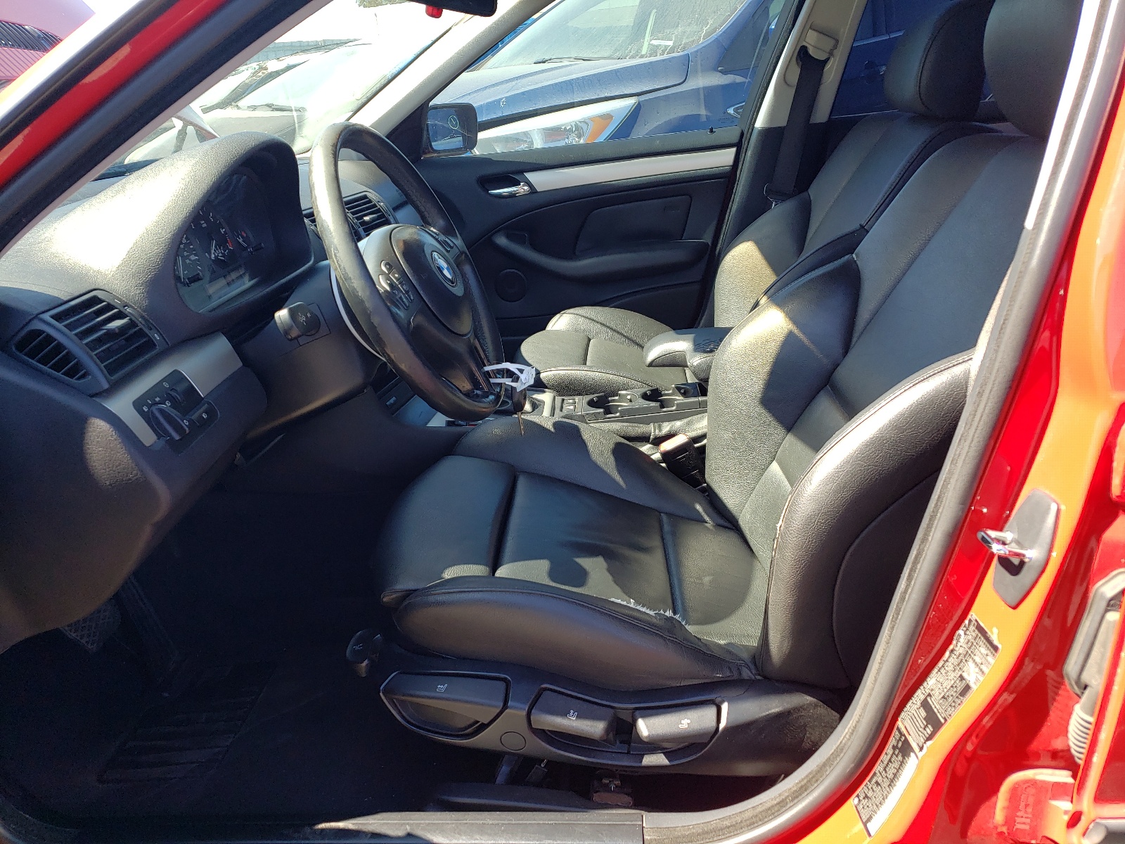 WBAAZ33424KP85624 2004 BMW 325 Is Sulev