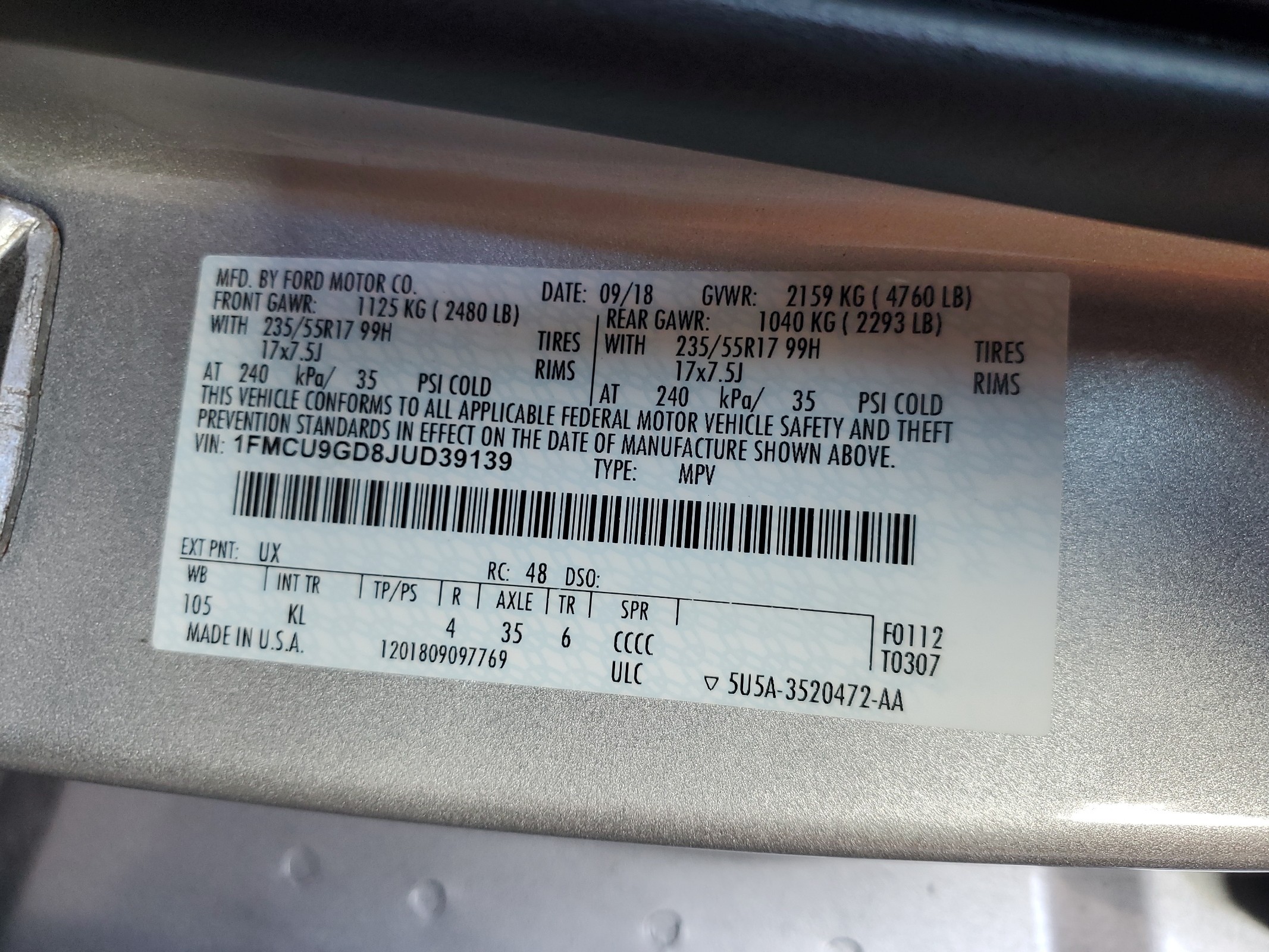 1FMCU9GD8JUD39139 2018 Ford Escape Se