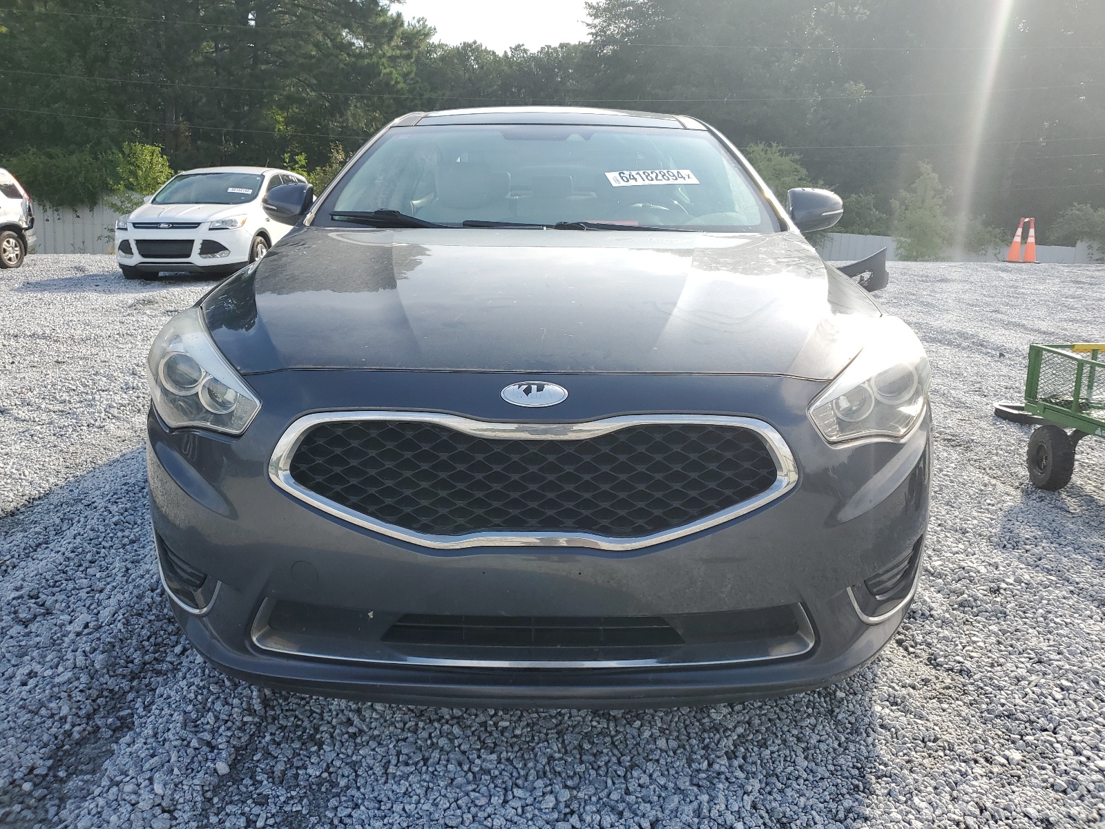 2014 Kia Cadenza Premium vin: KNALN4D74E5151928