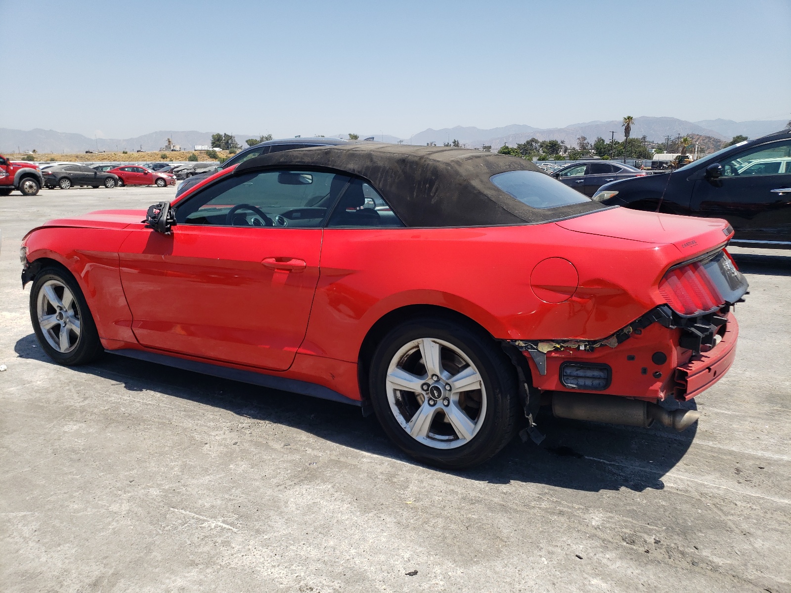 2016 Ford Mustang vin: 1FATP8EM6G5281081