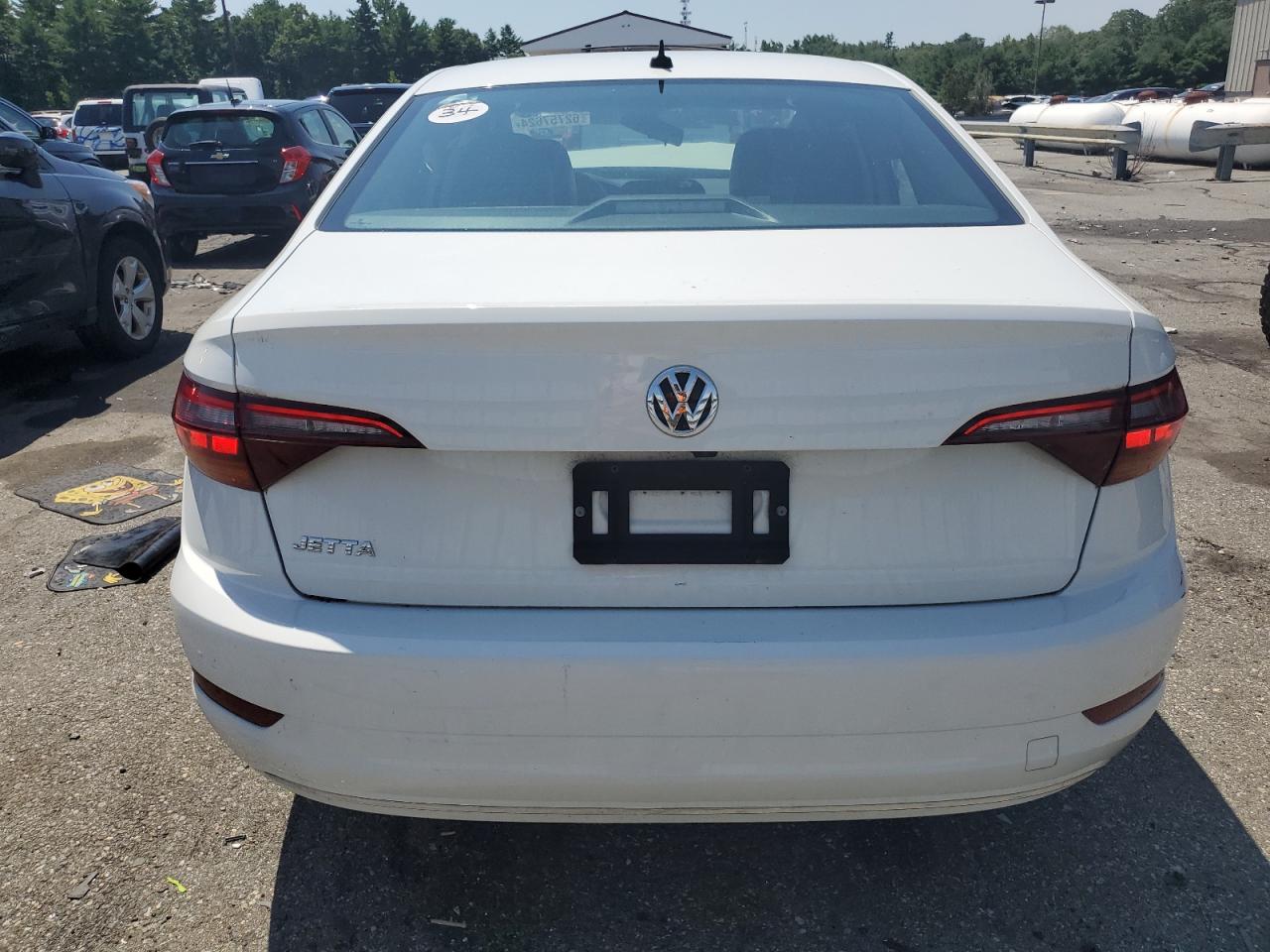 3VWC57BU2KM172017 2019 Volkswagen Jetta S