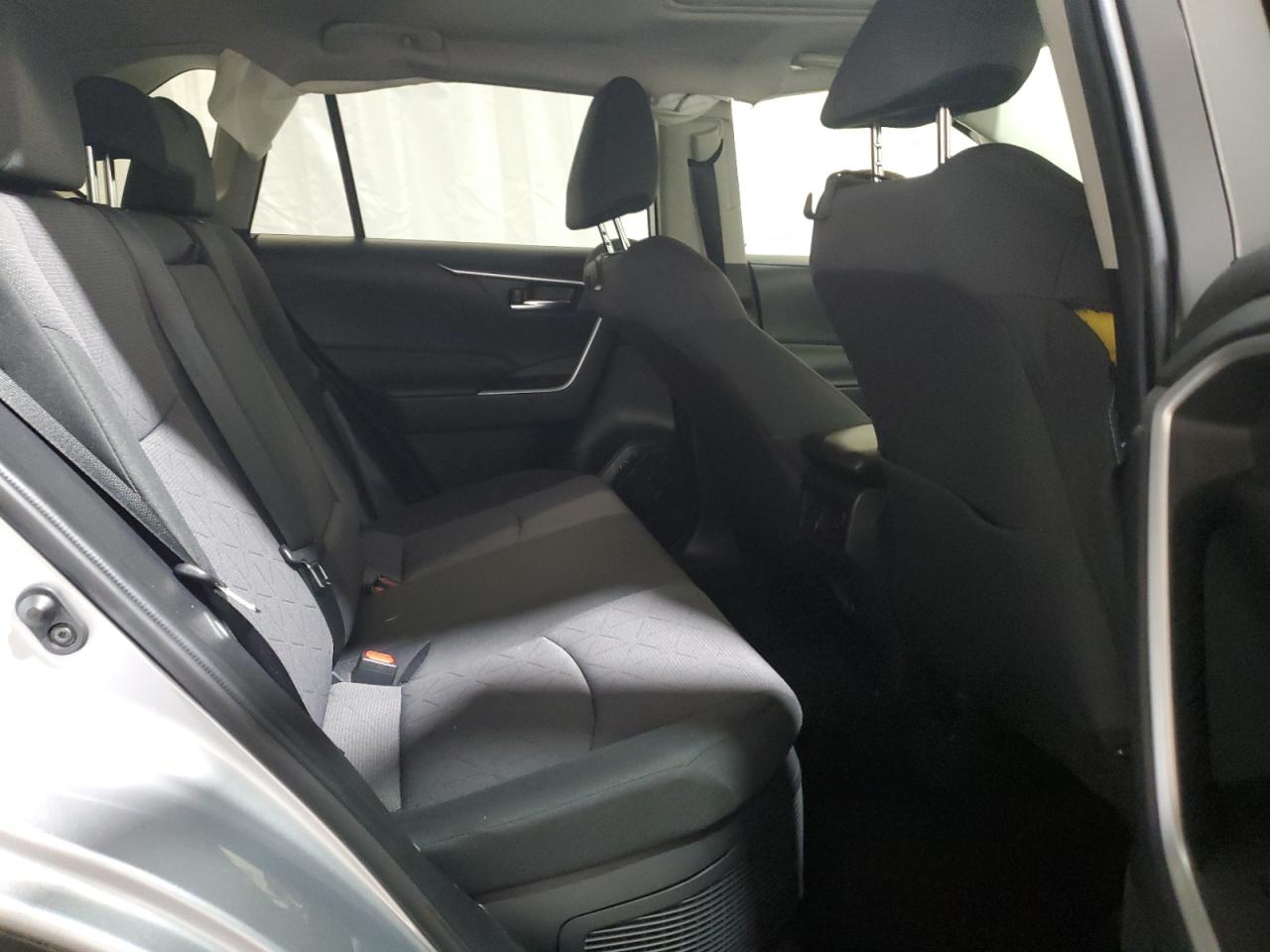 2021 Toyota Rav4 Xle VIN: JTMRWRFV1MD119154 Lot: 63452234