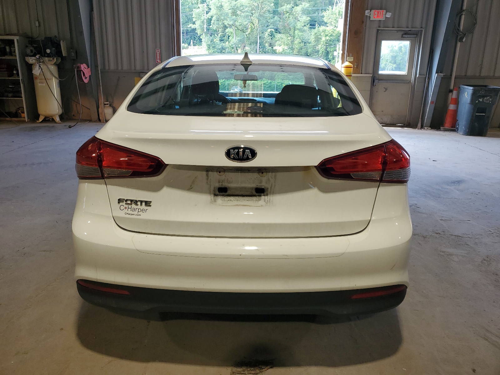 3KPFK4A76HE013006 2017 Kia Forte Lx