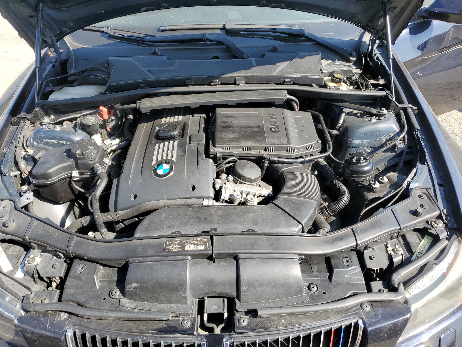 WBAVB73537PA87619 2007 BMW 335 I