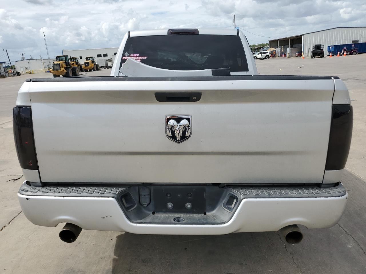 2013 Ram 1500 St VIN: 3C6JR6AT6DG586606 Lot: 62286634