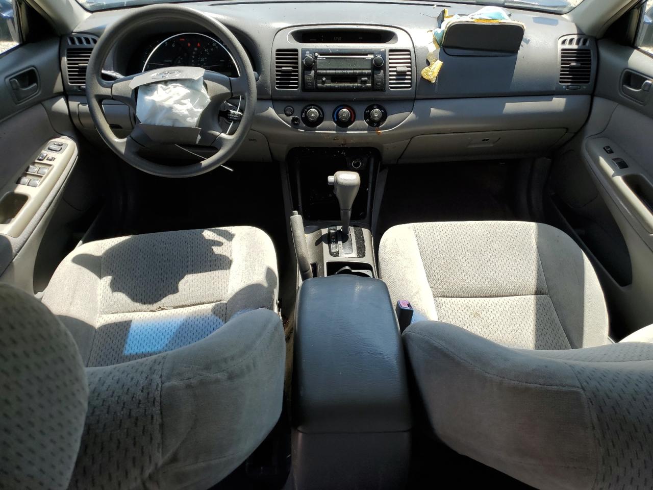 2003 Toyota Camry Le VIN: 4T1BE32K43U258735 Lot: 61785474