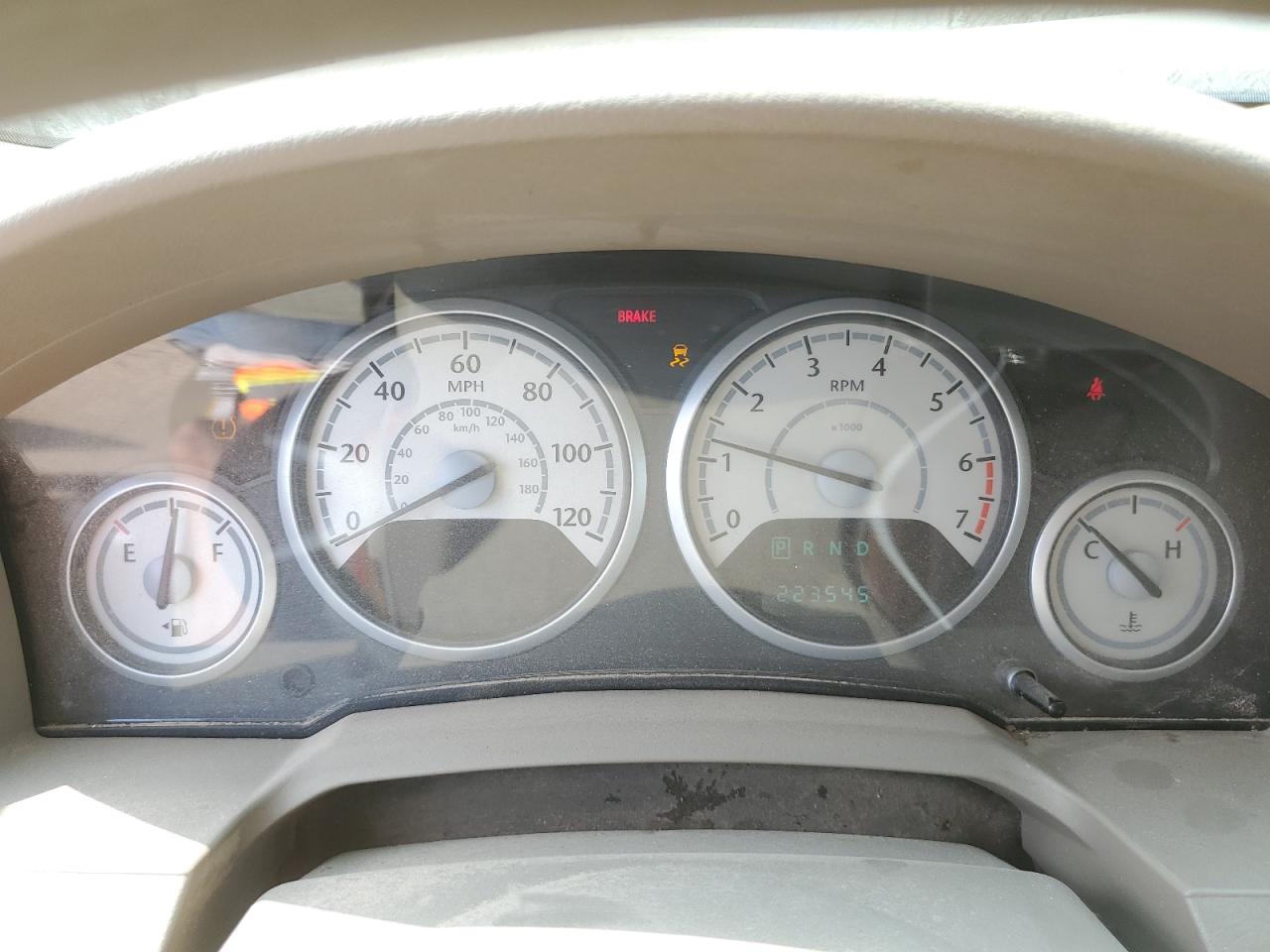 2010 Chrysler Town & Country Lx VIN: 2A4RR2D16AR392298 Lot: 63642744