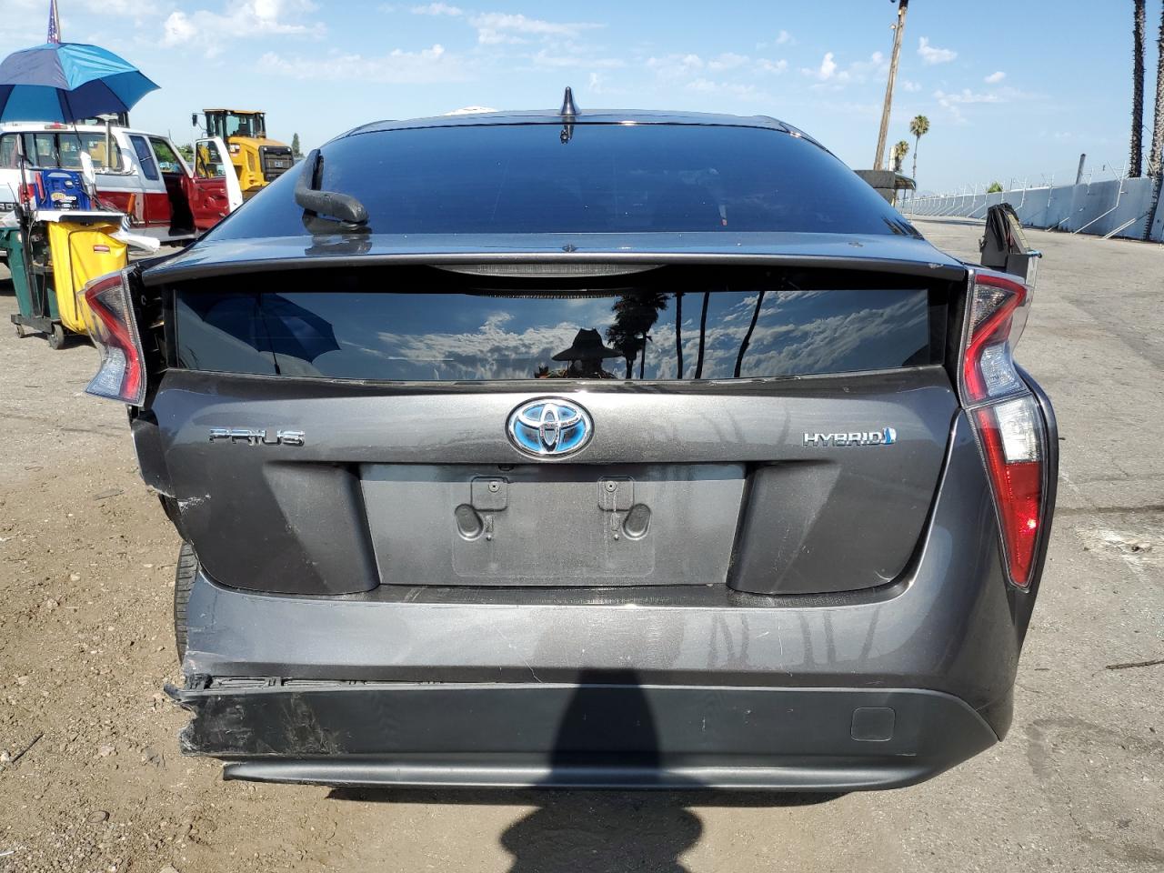 2016 Toyota Prius VIN: JTDKBRFU1G3505717 Lot: 63165984