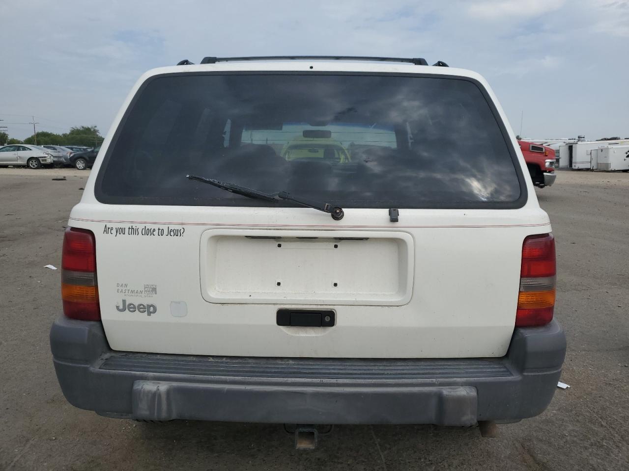 1997 Jeep Grand Cherokee Laredo VIN: 1J4GZ58S2VC676652 Lot: 64939974