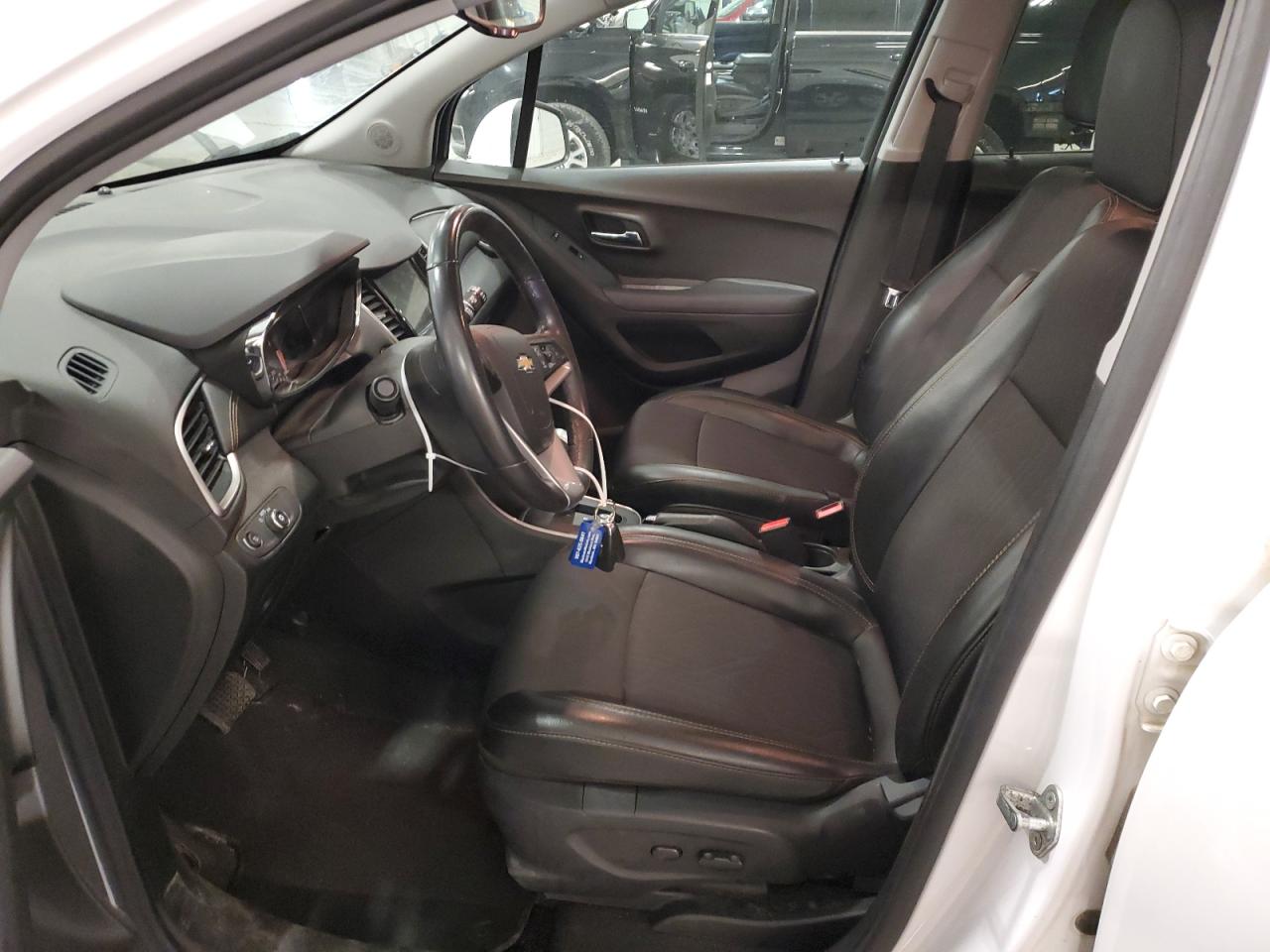 2018 Chevrolet Trax 1Lt VIN: 3GNCJPSB2JL365843 Lot: 63828954