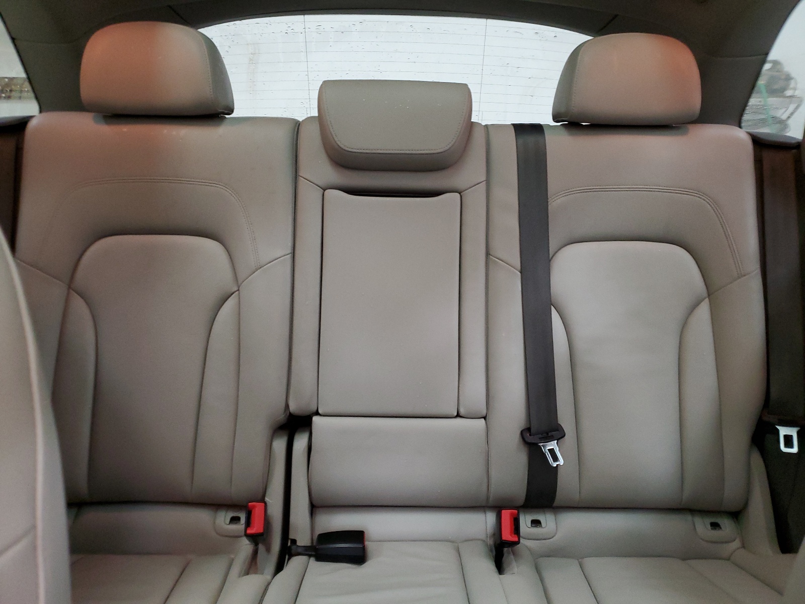 WA1DKAFP7BA020680 2011 Audi Q5 Premium Plus